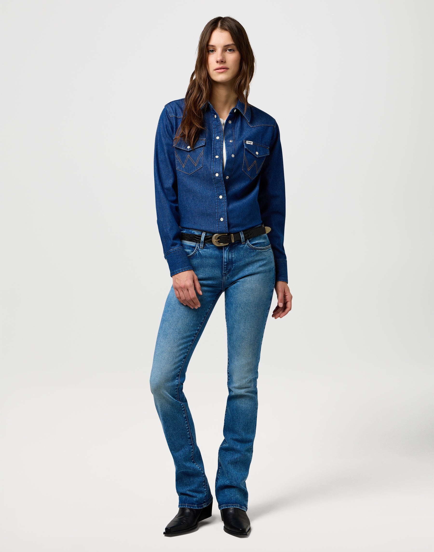 Jeans Bootcut con lavaggio rustico Wrangler