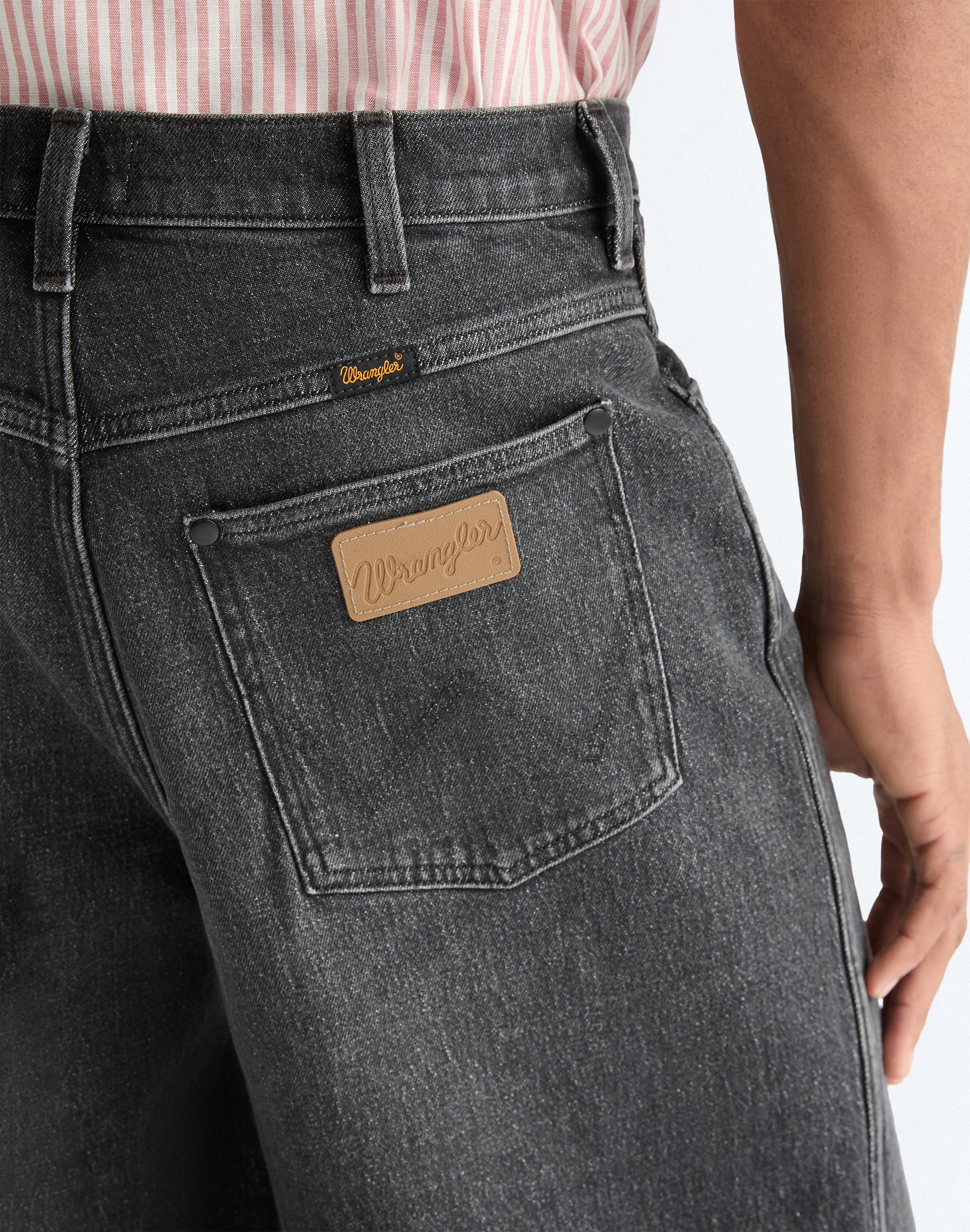 Pantaloncini Jort in Iron Fawn Pantaloncini jeans Wrangler