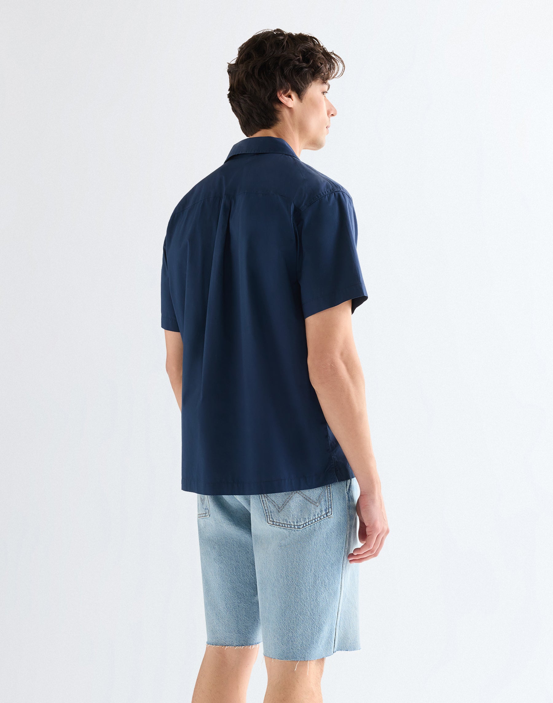 Camicia a maniche corte W Resort in blu navy con motivi floreali Camicie Wrangler