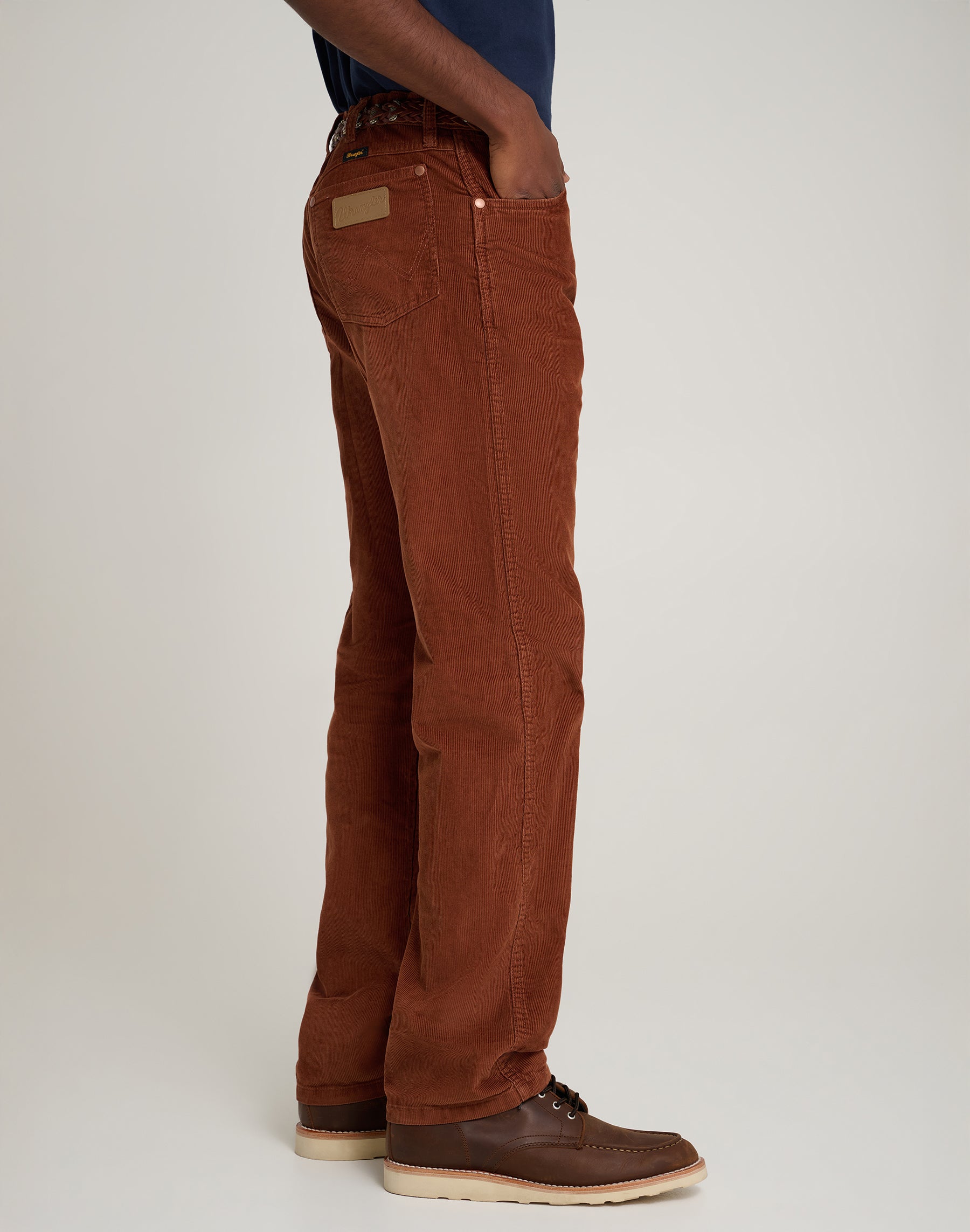 13Mwz in Pantaloni marroni Wrangler