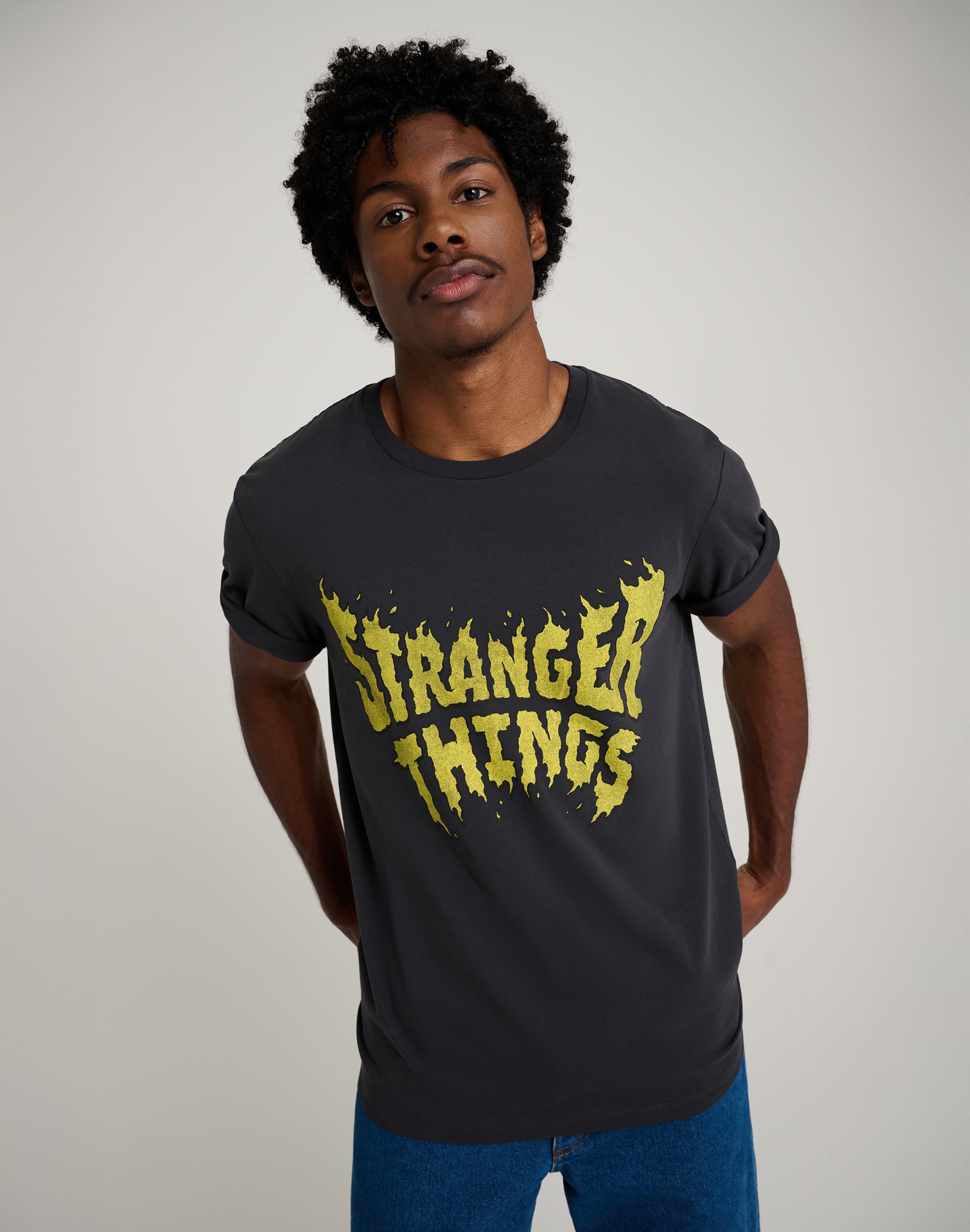 Maglietta Stranger Things in nero lavato Magliette Wrangler