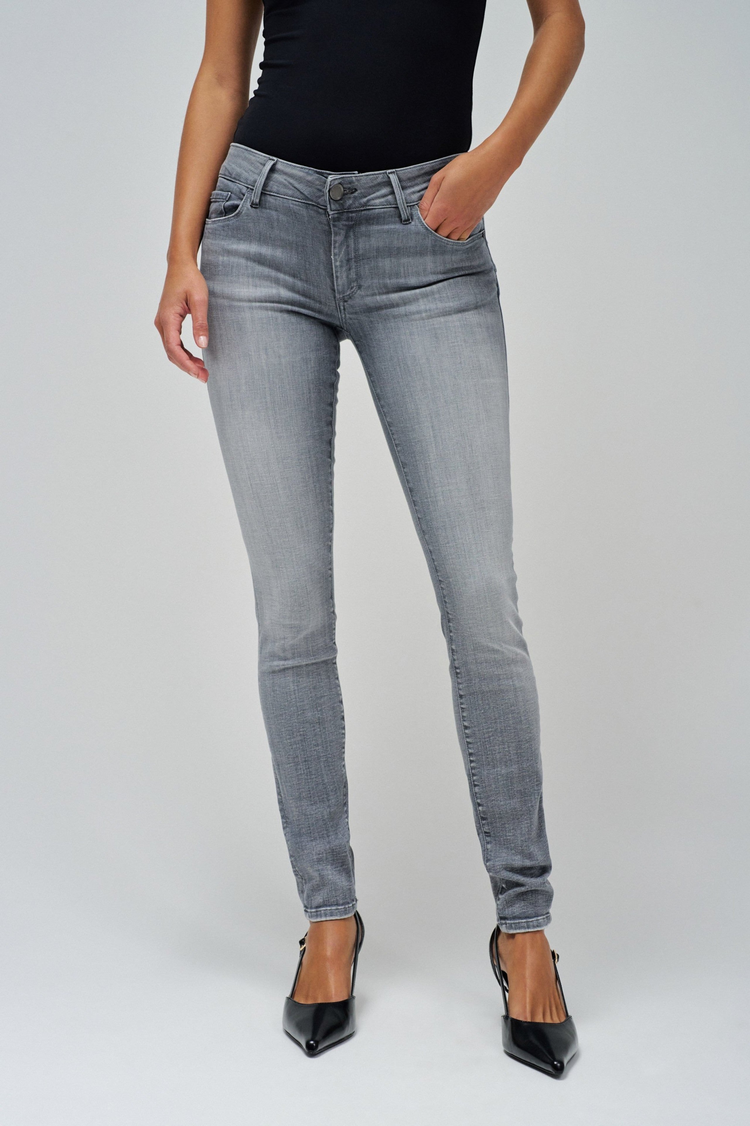 Wonder Skinny Push-Up in jeans grigio scuro Salsa Jeans