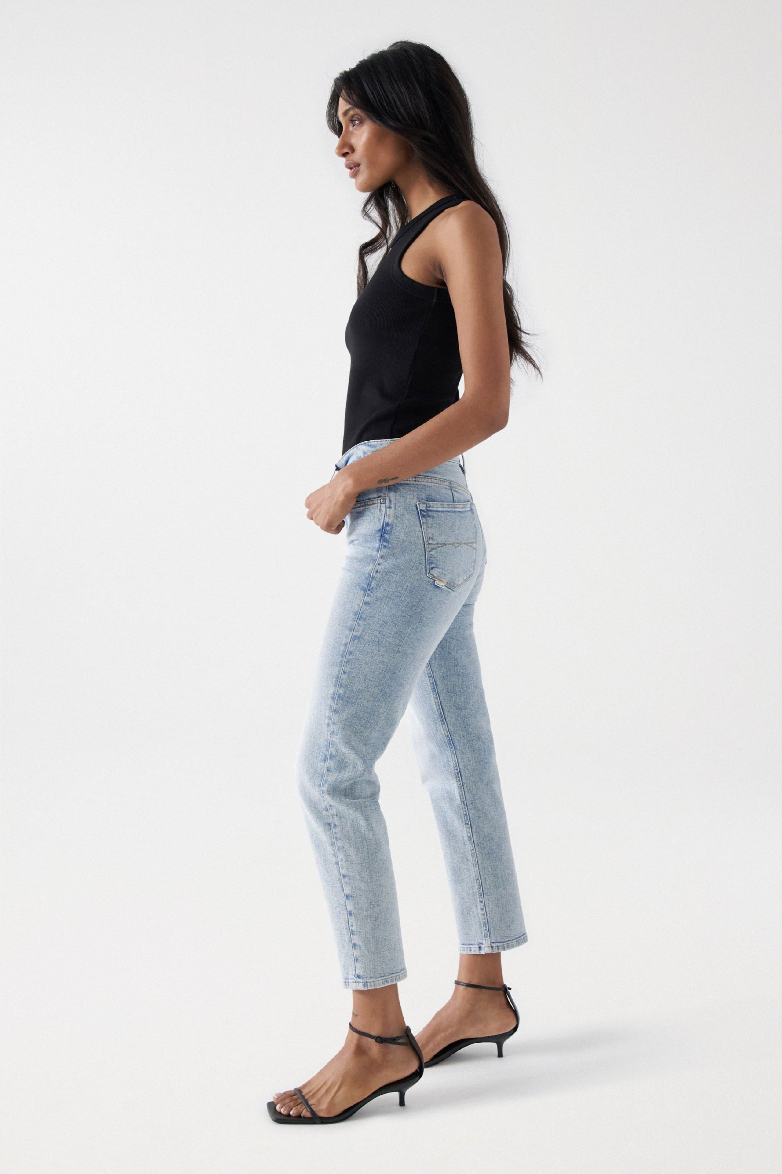 Jeans True Cropped Slim Comfort in lavaggio chiaro Salsa Jeans