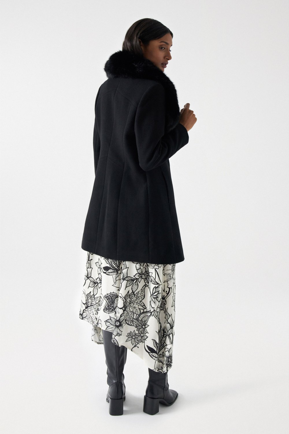 Cappotto in lana con collo di pelliccia in Giacche nere Salsa Jeans