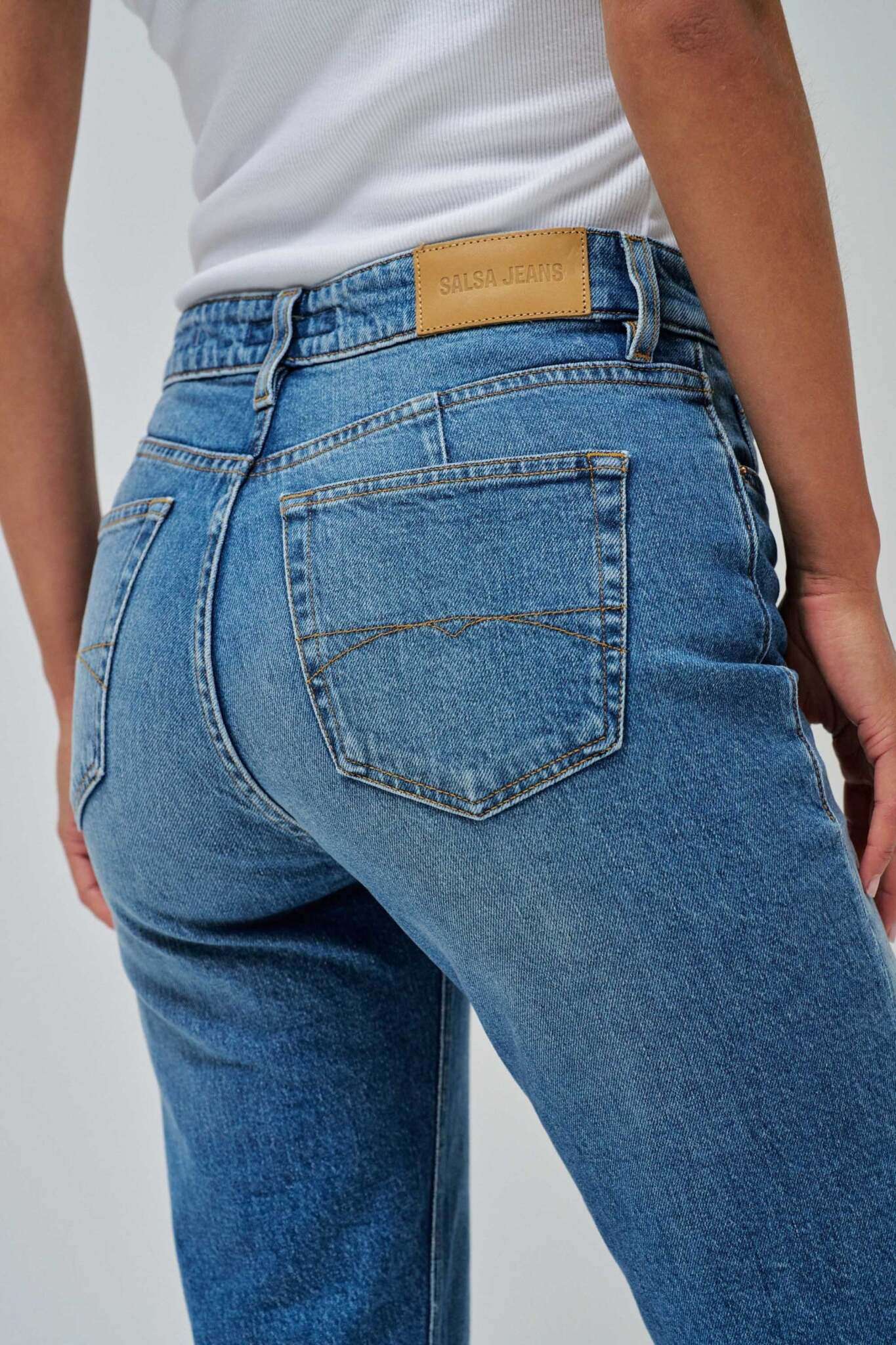 Jeans True Cropped Slim con lavaggio medio Salsa Jeans