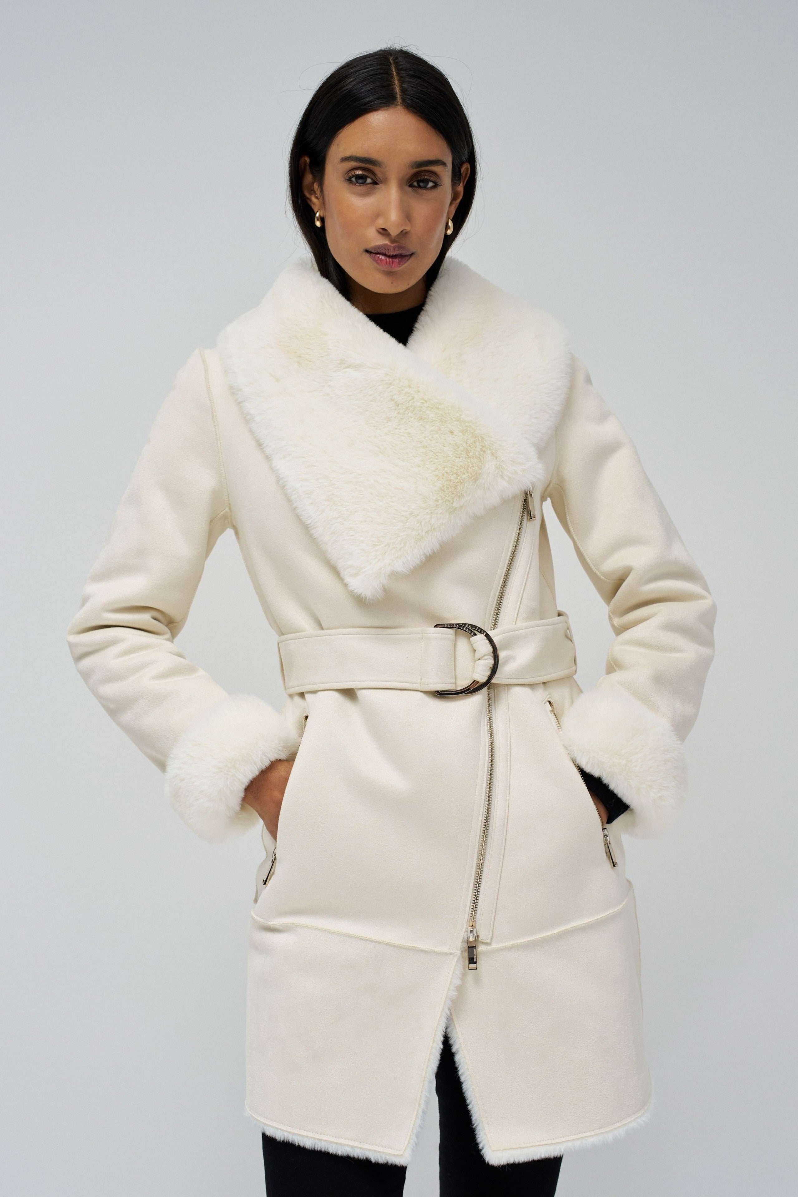 Cappotto lungo in shearling in perla chiara