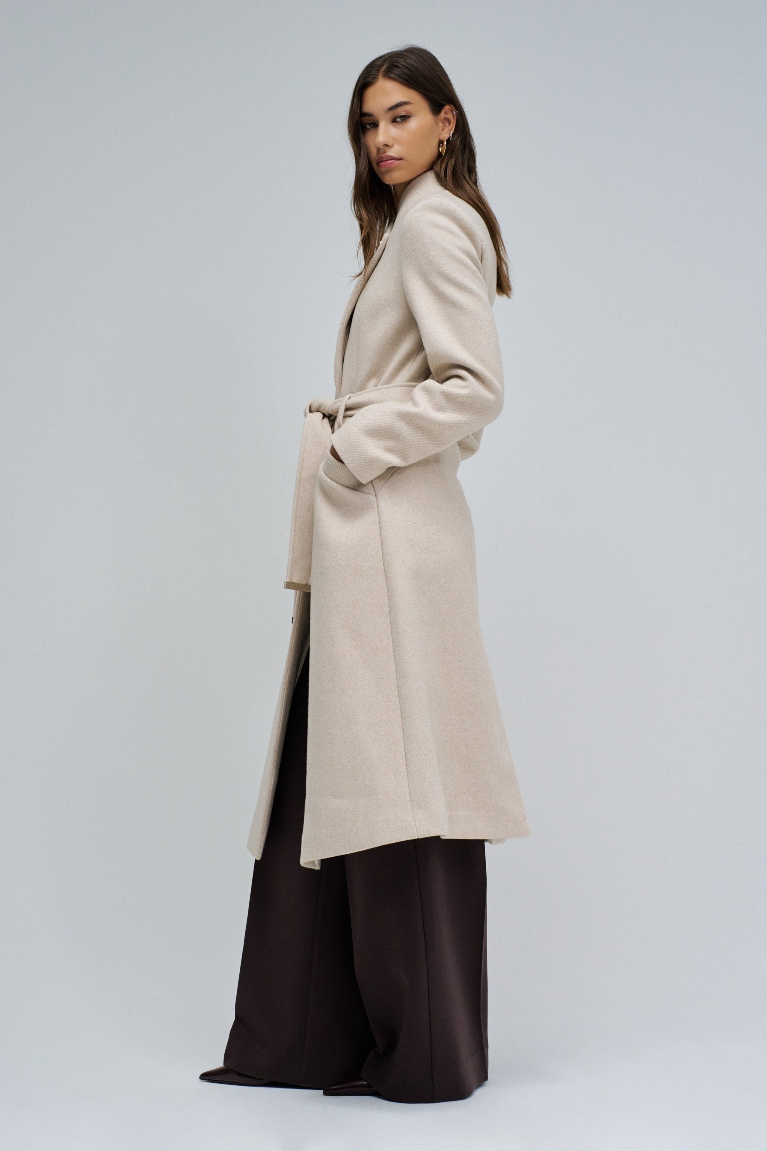 Giacca lunga in lana con cintura in beige chiaro V1 Giacche Salsa Jeans