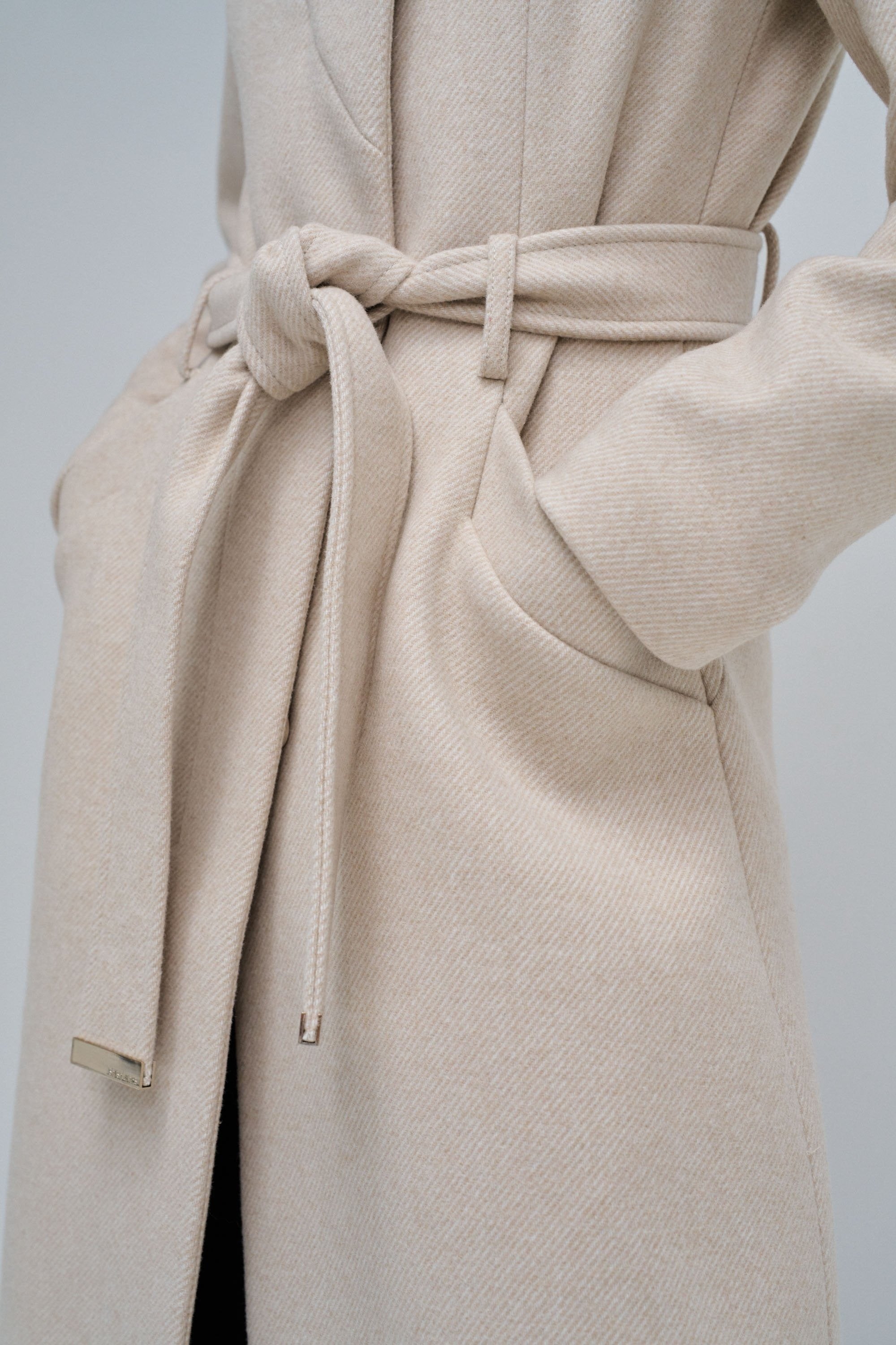 Giacca lunga in lana con cintura in beige chiaro V1 Giacche Salsa Jeans