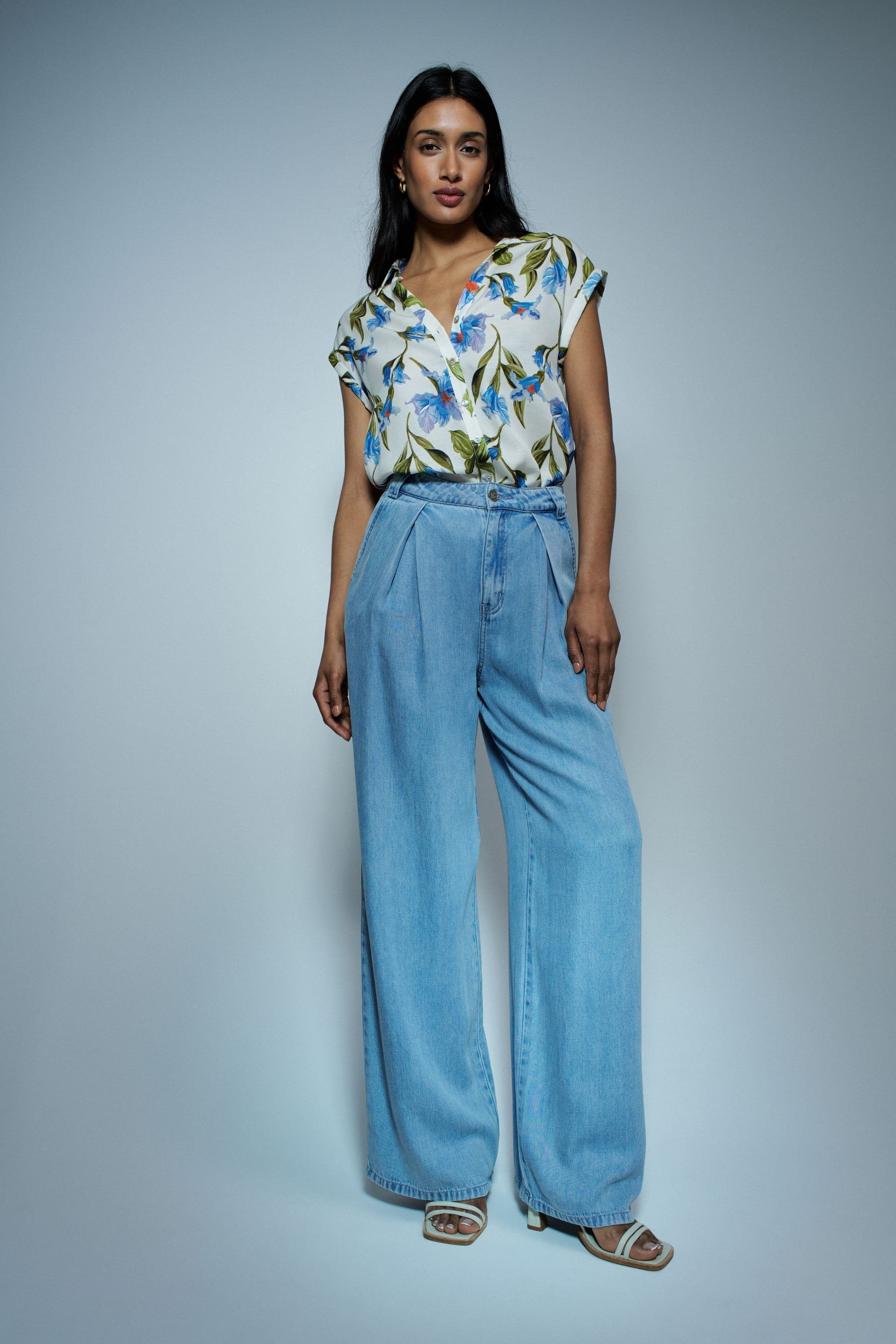 Camicia Basic con volant sulla spalla in blu medio V1 Camicie Salsa Jeans