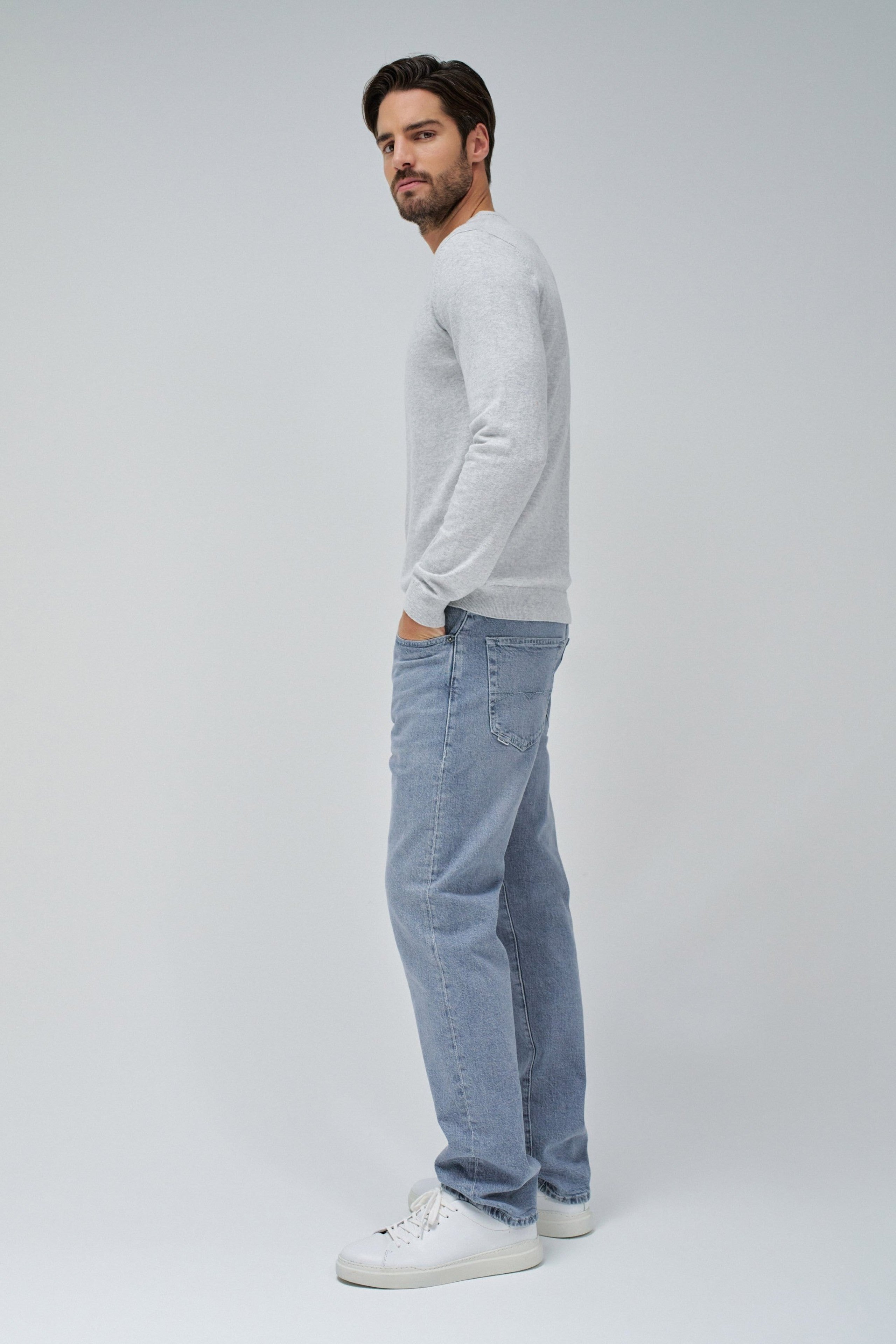 Henley in maglia con collo in jersey grigio chiaro Maglioni Salsa Jeans