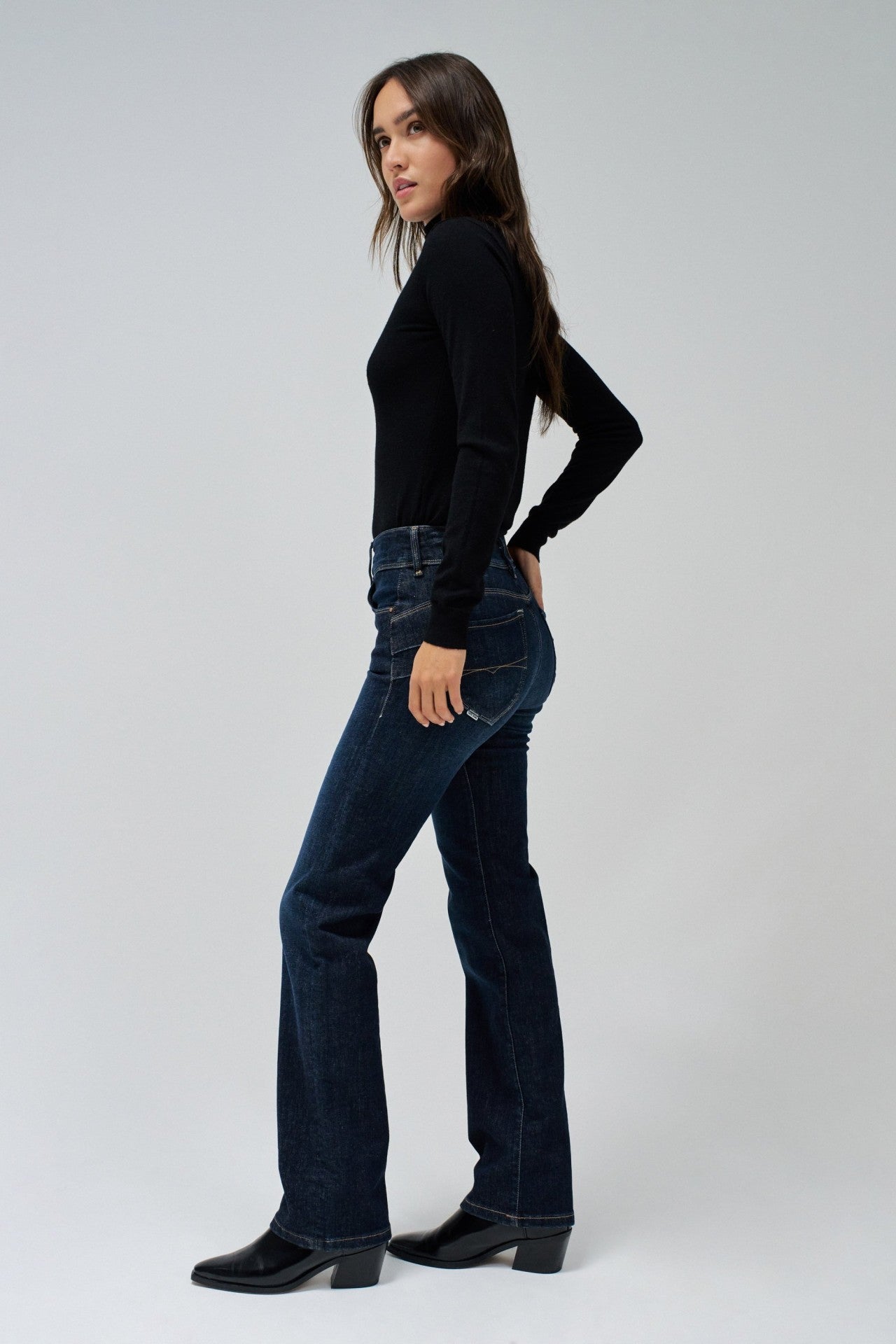 Jeans Secret Straight in lavaggio medio Salsa Jeans