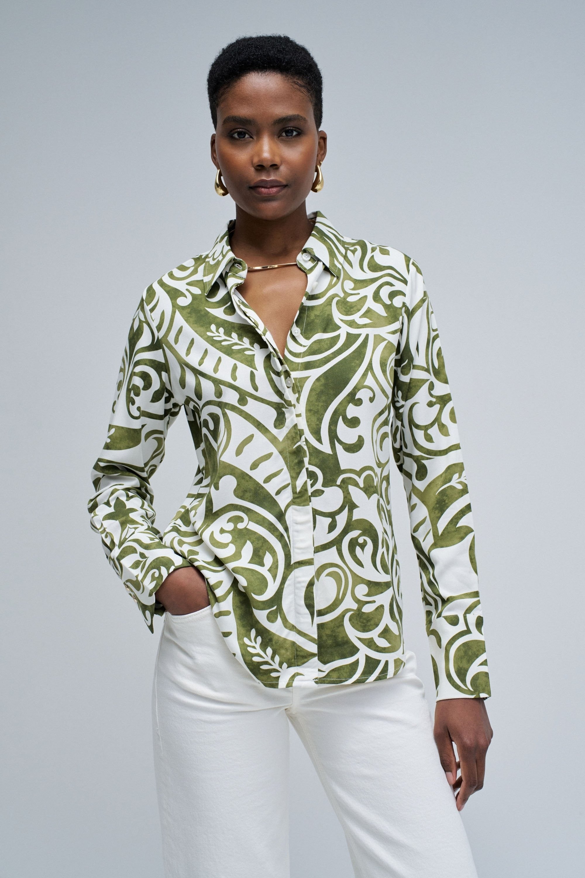 Camicia basic con bottoni dorati in verde scuro V1 Camicie Salsa Jeans