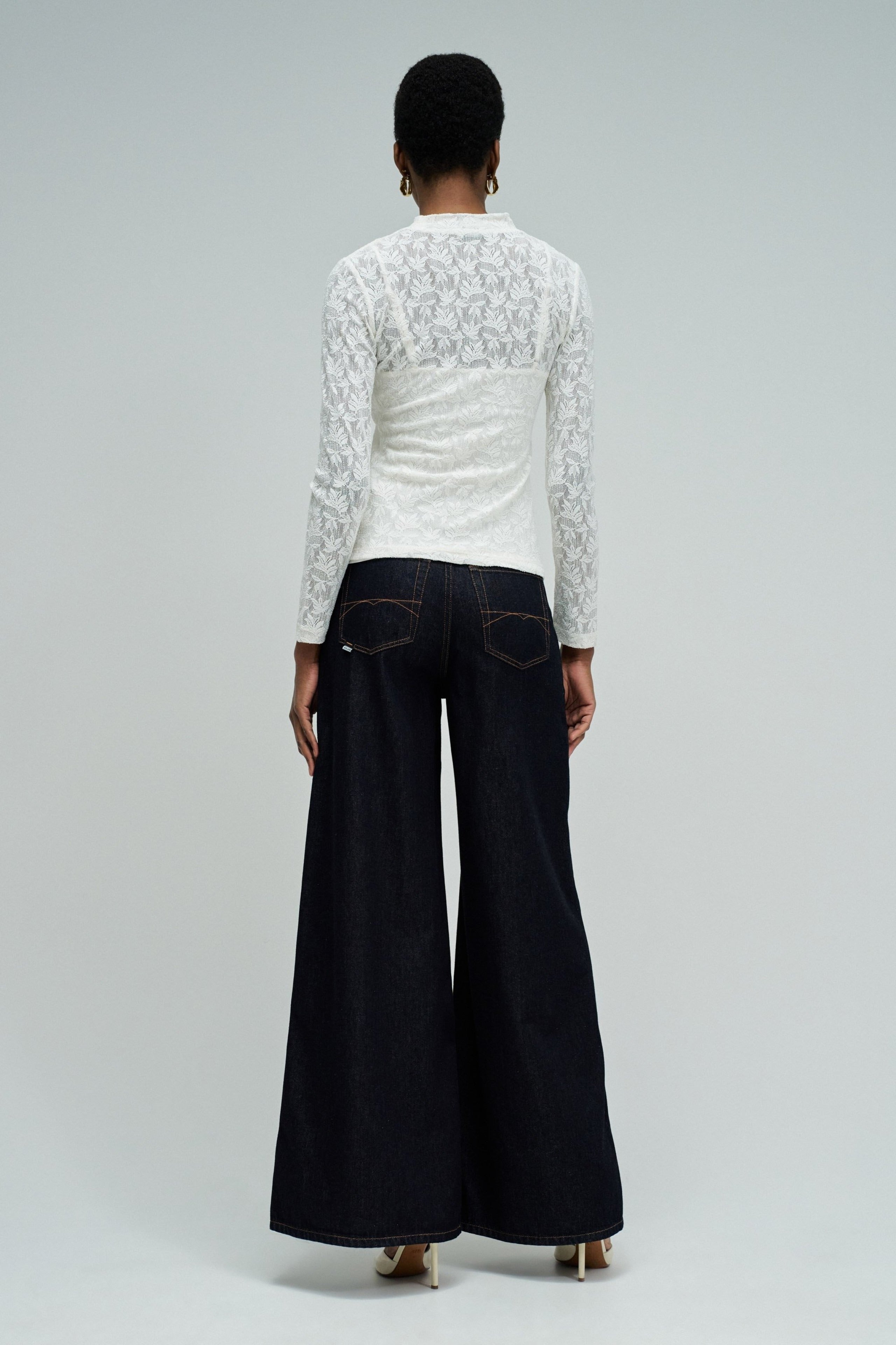 Maglia a maniche lunghe in pizzo color beige chiaro T-shirt Salsa Jeans