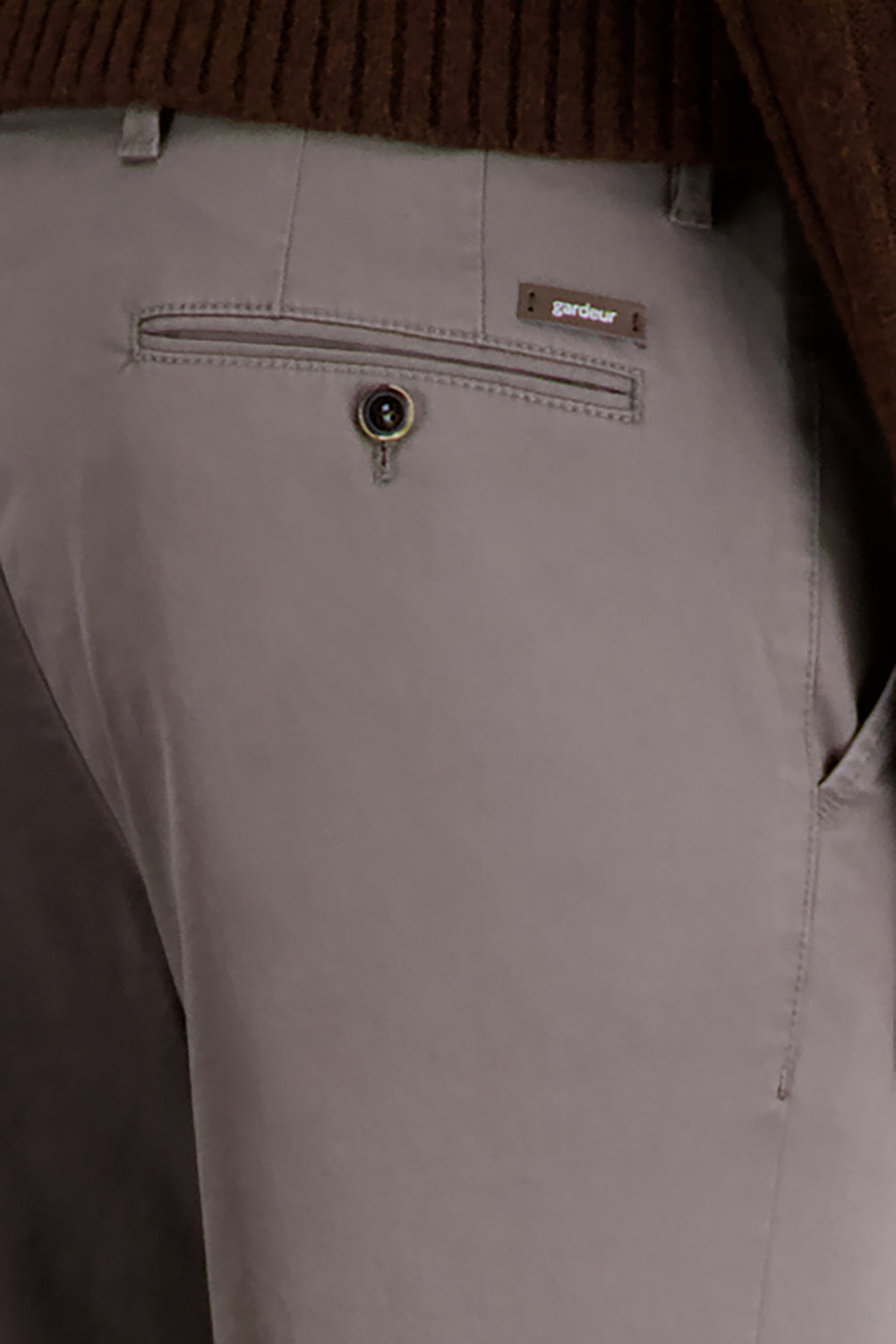 BENITO Chino in beige scuro Pantaloni Gardeur