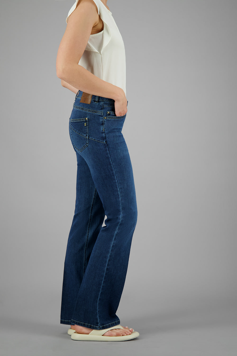 Jeans ZURI126 con risciacquo scuro Jeans Gardeur usati