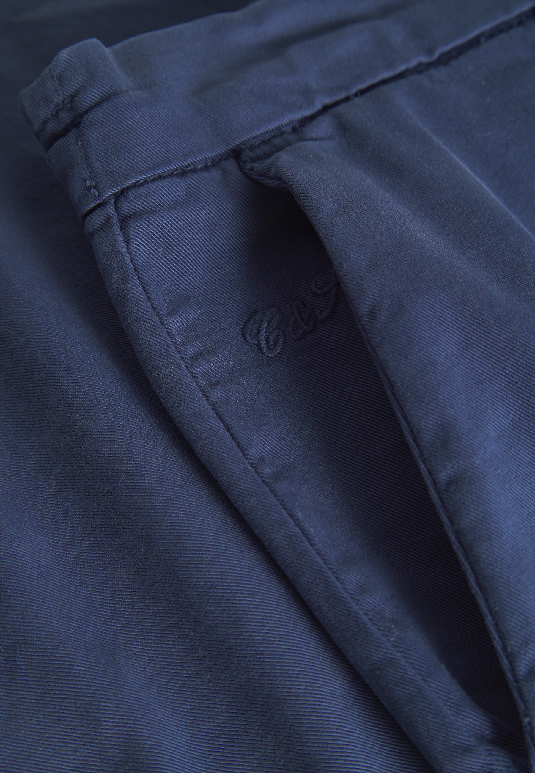 Pantaloni - Chino arrotolati in pantaloni marini Colours and Sons