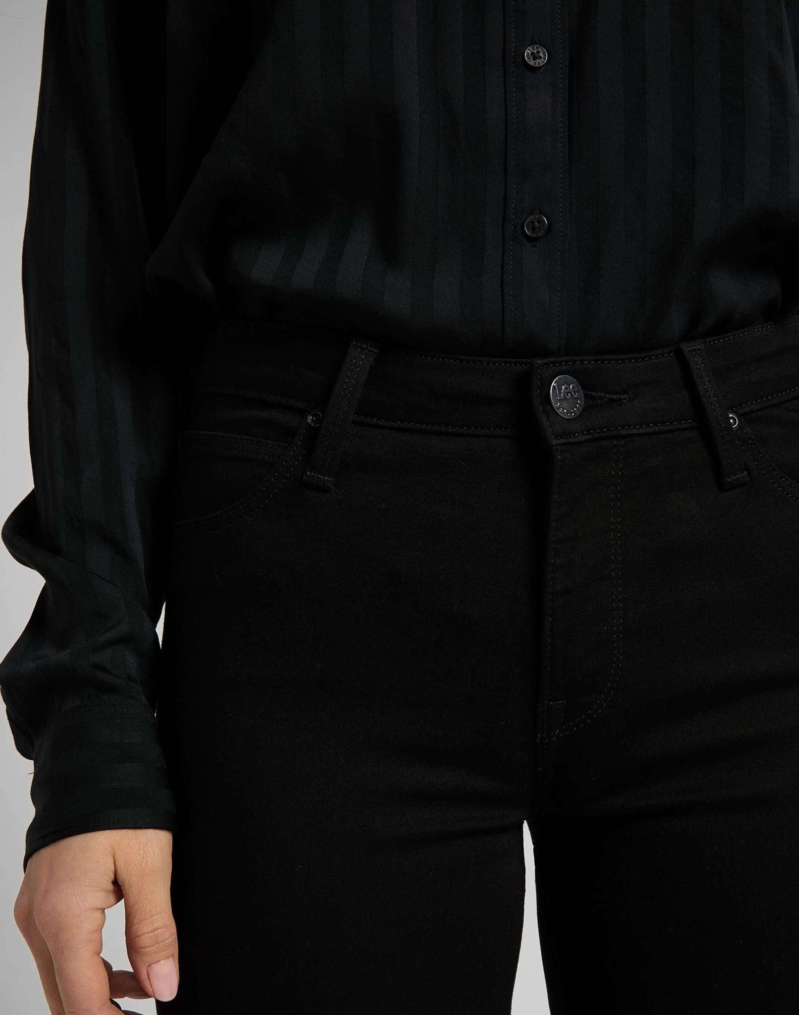 Elly in jeans con risciacquo nero Lee