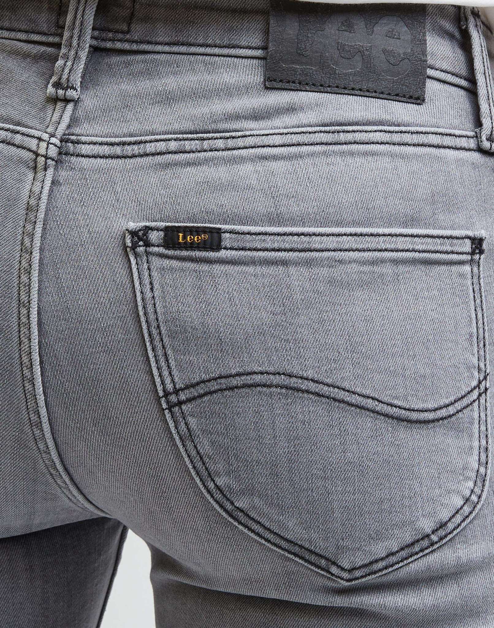 Elly in jeans a velo grigio Lee