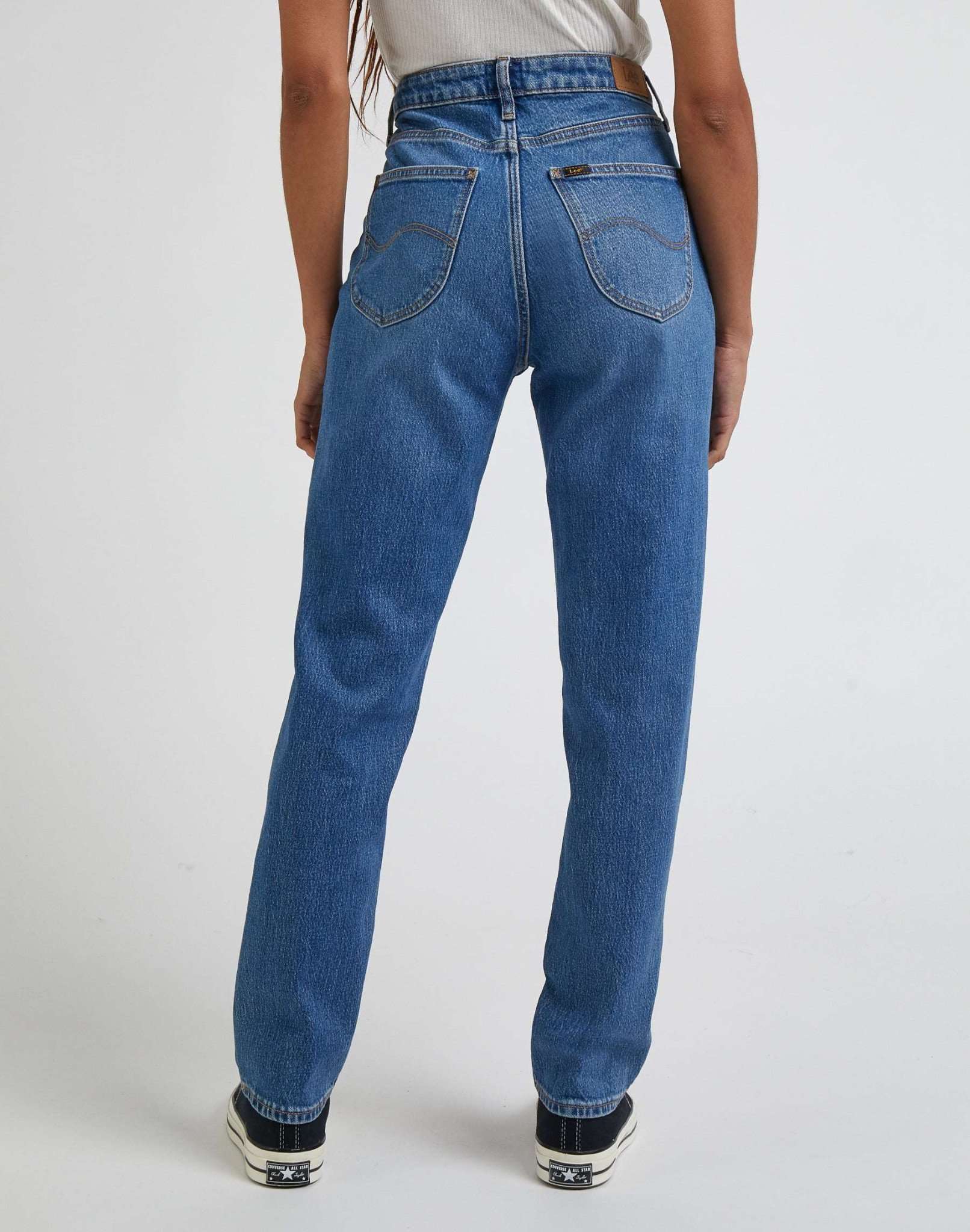Carol in jeans Iris consumati Lee