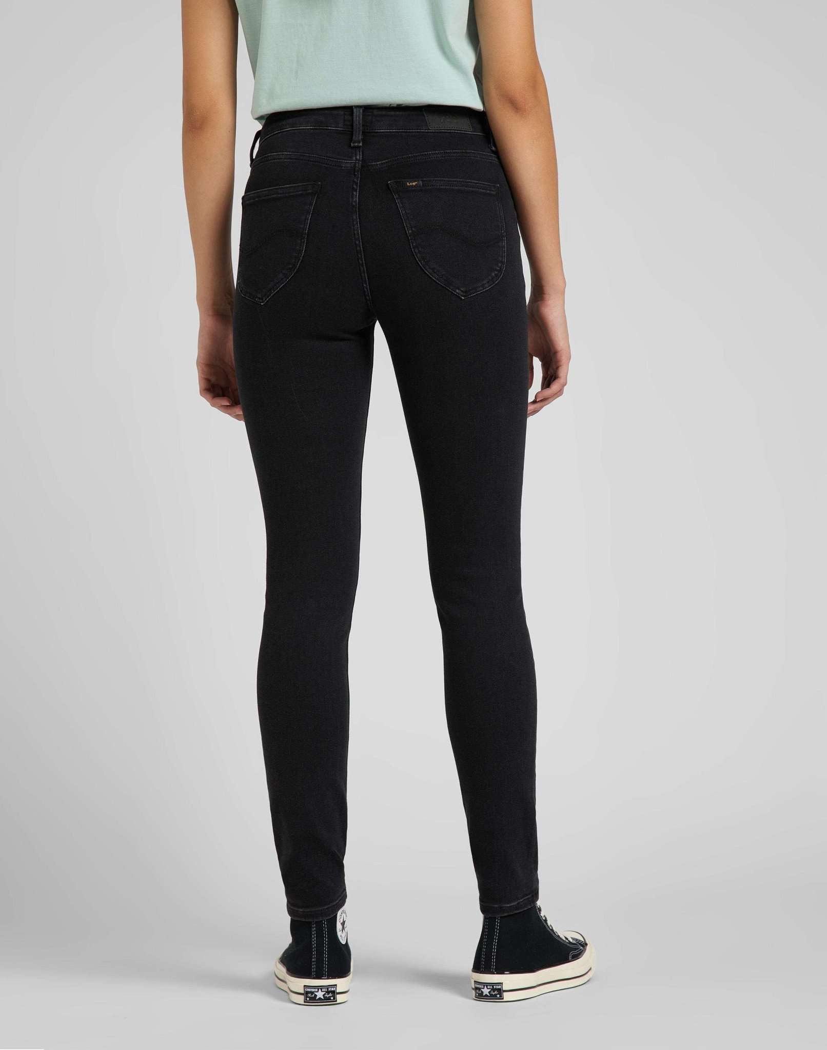 Foreverfit in jeans neri Avery Lee