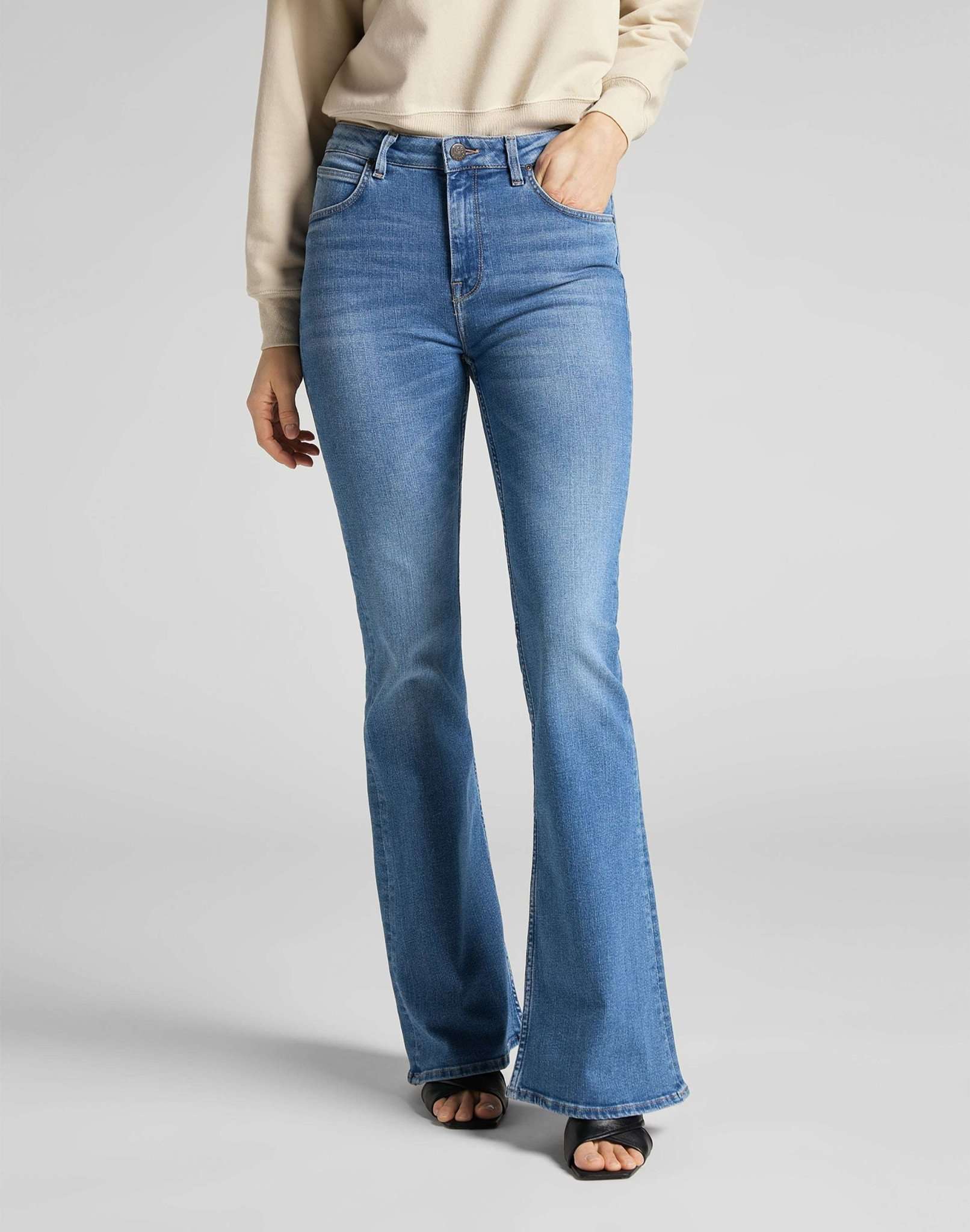 Breese in jeans Jaded Lee