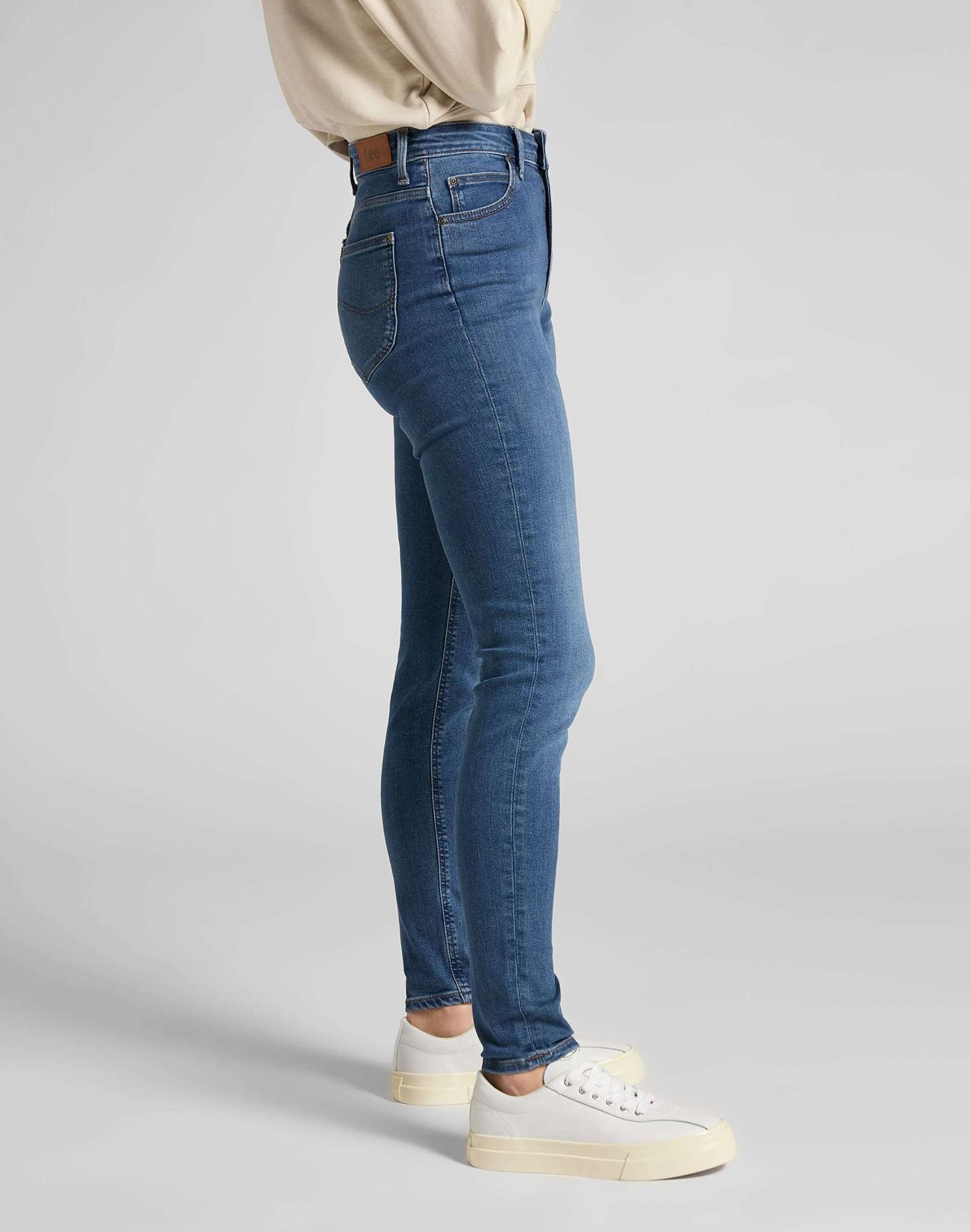Scarlett High in Mid Copan Jeans Lee