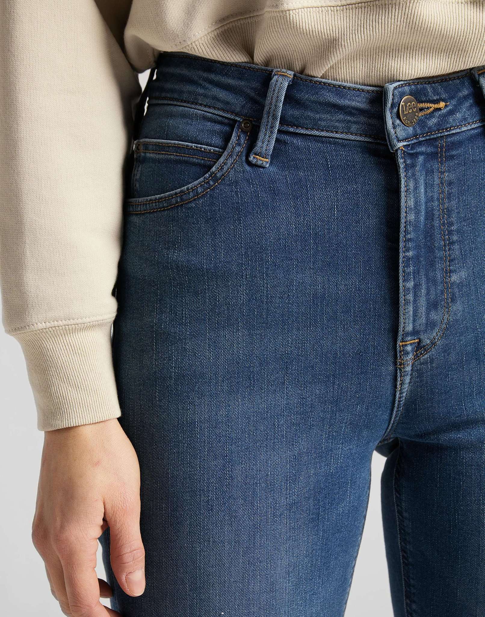 Scarlett High in Mid Copan Jeans Lee