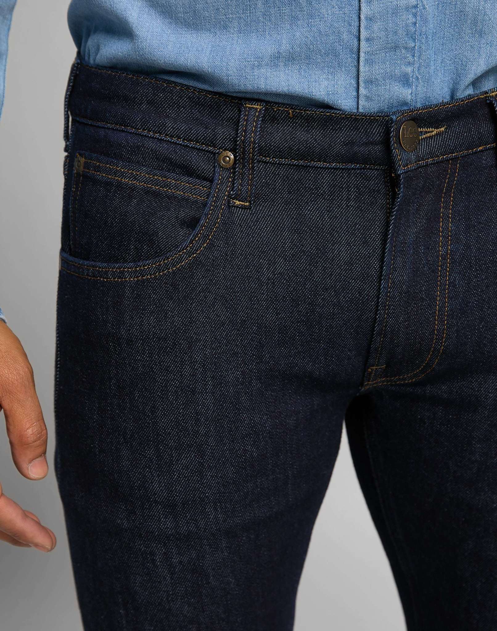 Jeans Daren Zip Fly in Rinse Lee