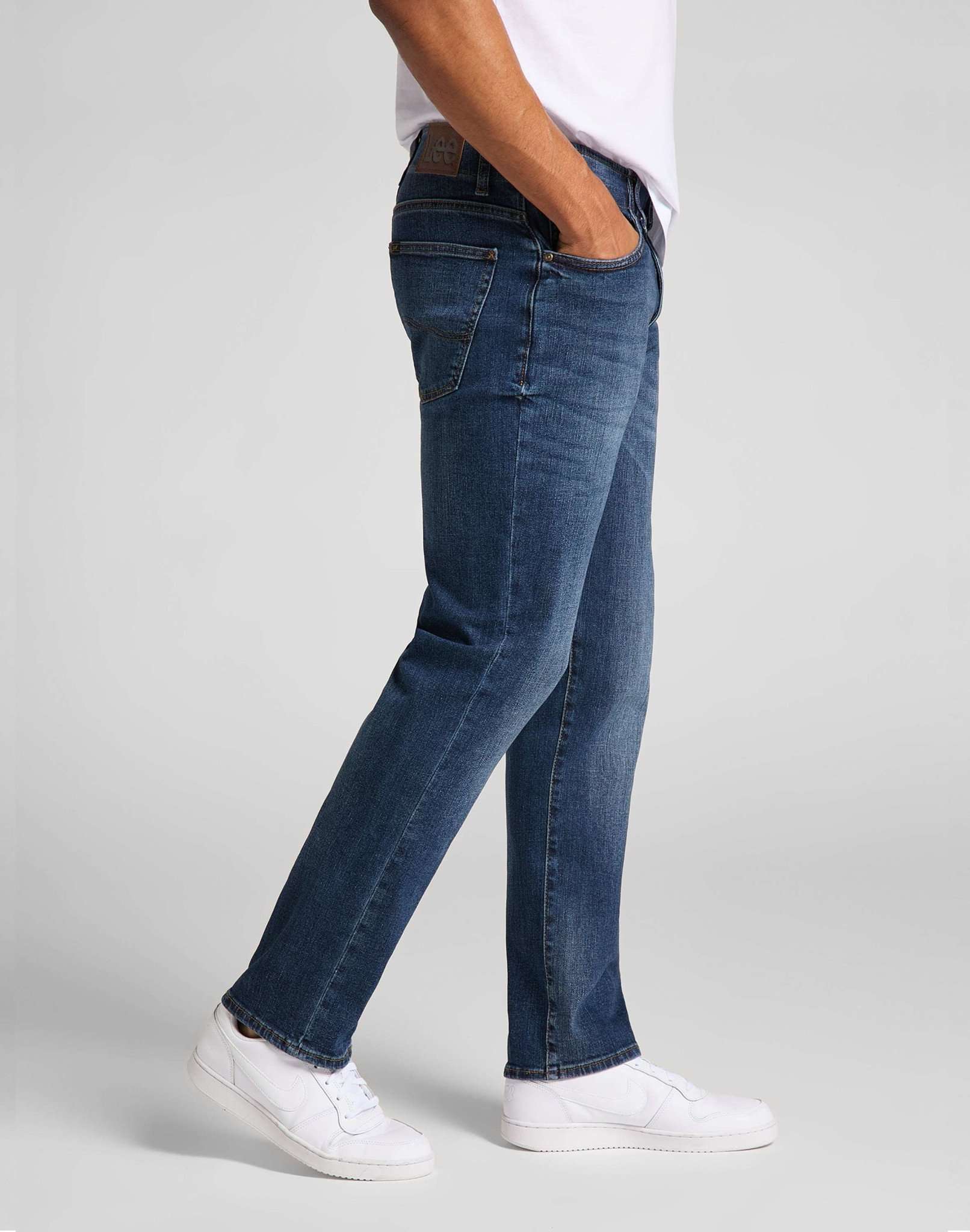 Jeans dritti XM in Maddox Lee