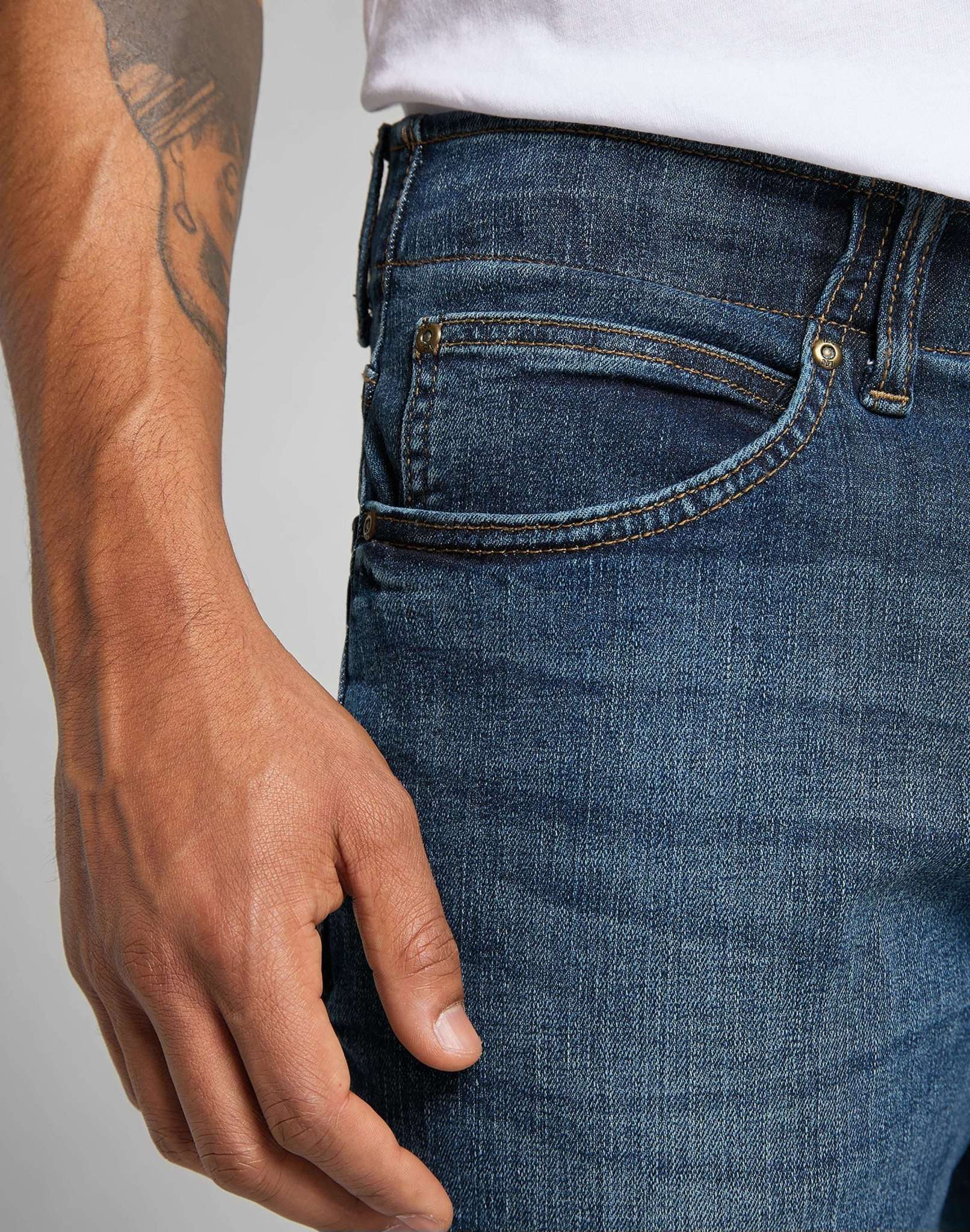 Jeans dritti XM in Maddox Lee