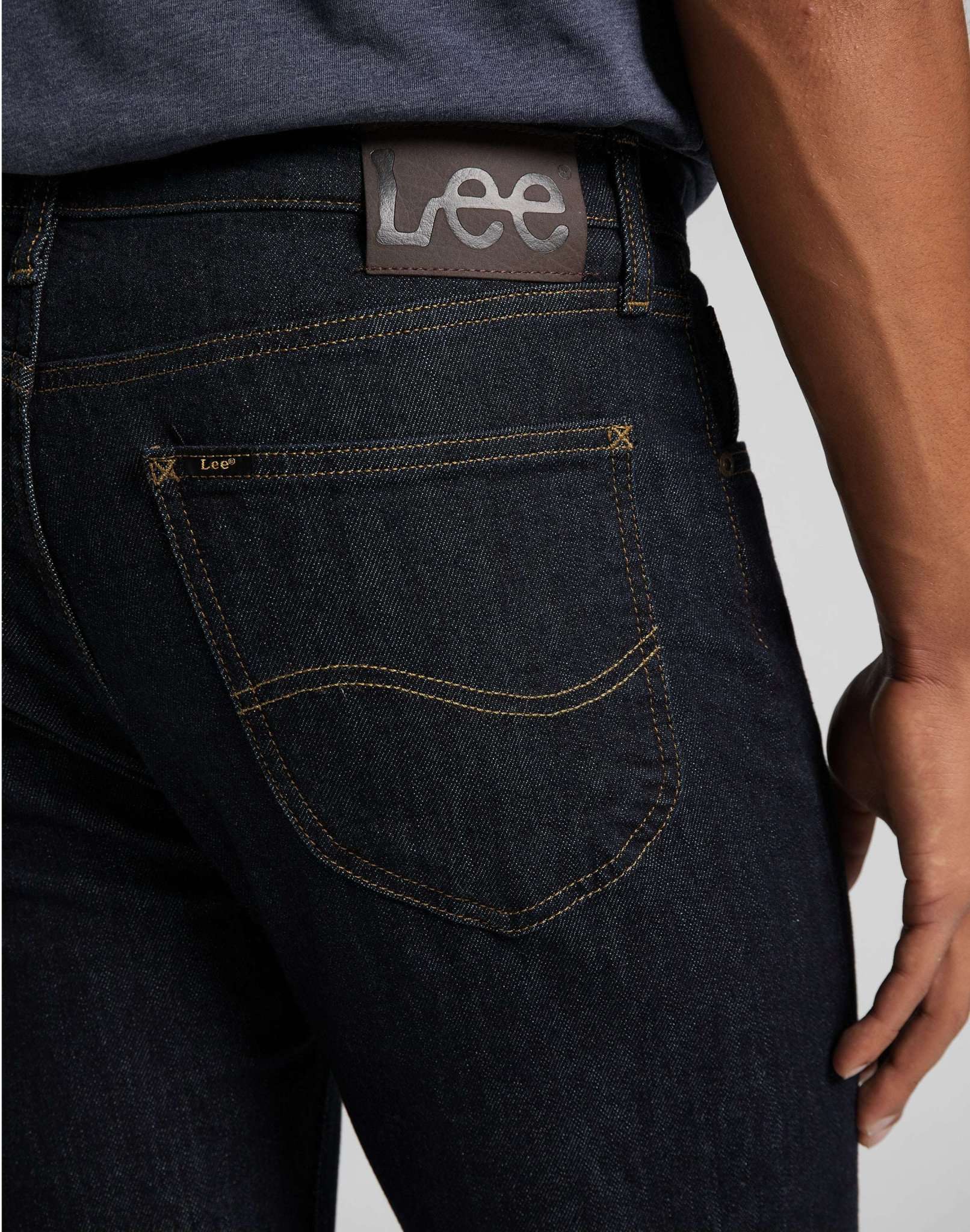 Austin in Jeans Rinse Lee