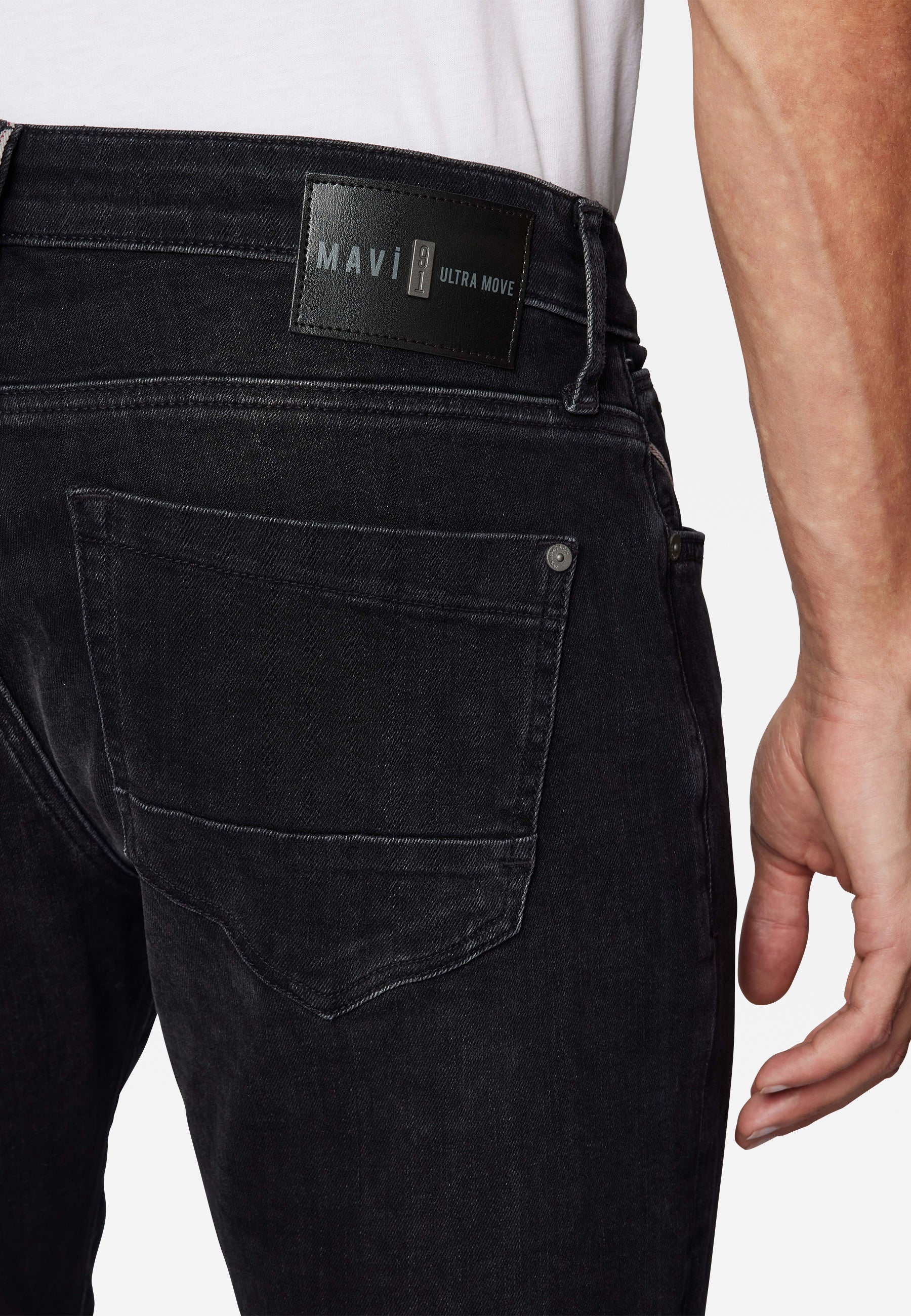 Marcus in Jeans Ultra Move fumo scuro Mavi