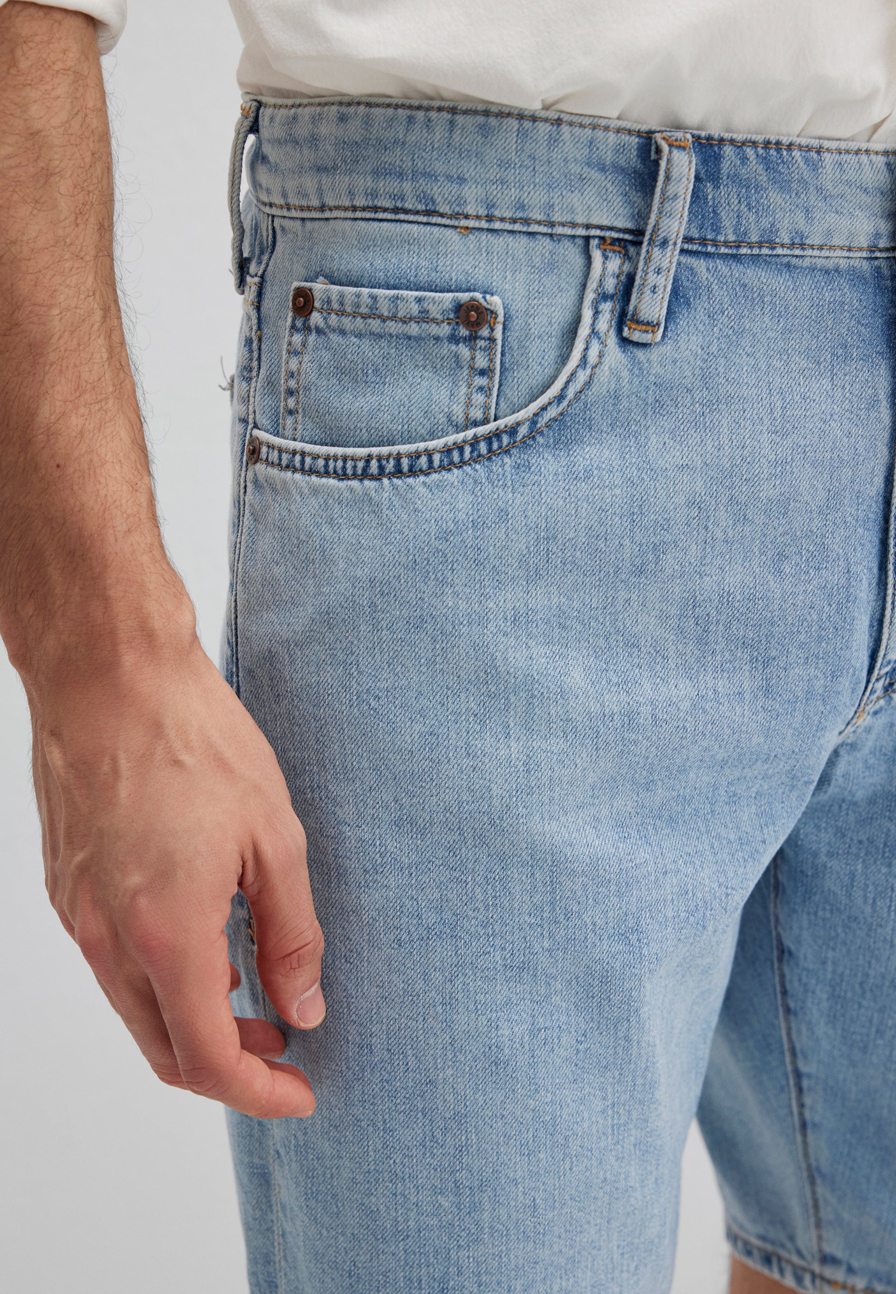 Lucas in shorts jeans Dusty Vintage 90´S Mavi