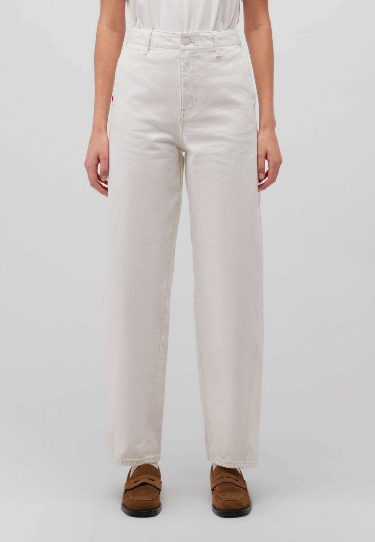 Sakura in jeans off white Mavi