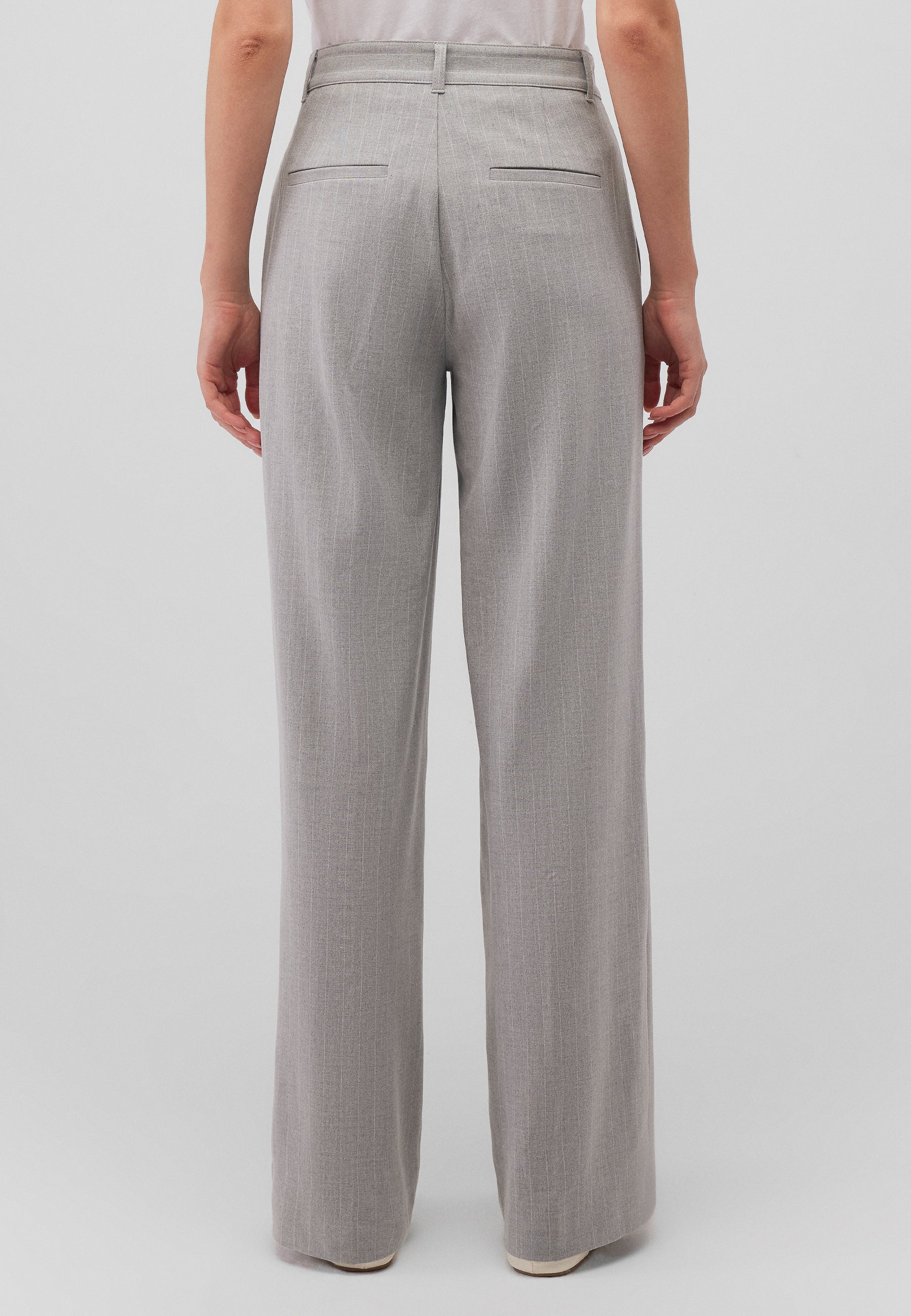 Pantaloni in tessuto a righe grigie Pantaloni Mavi