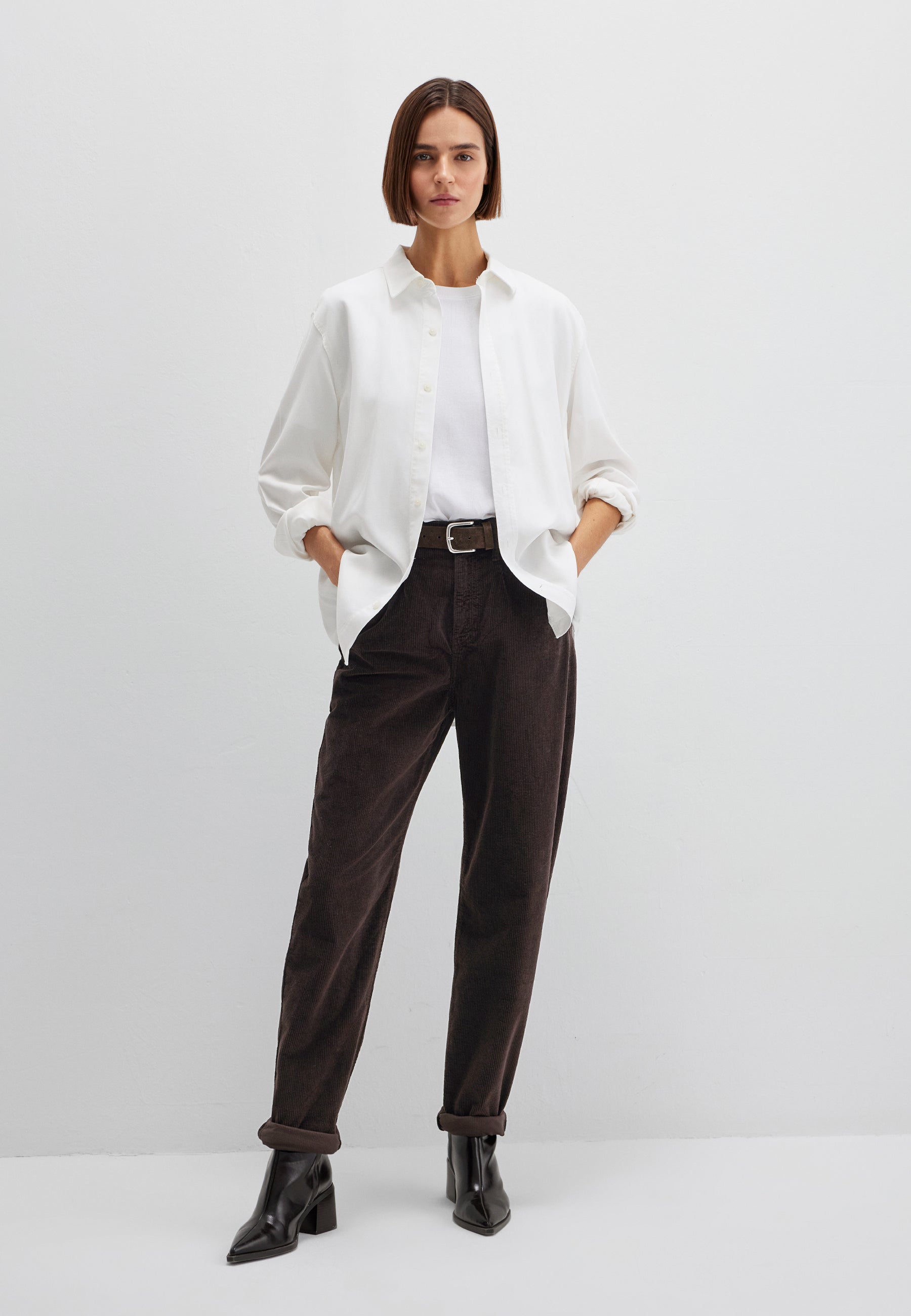 Laura in Chocolate Cord