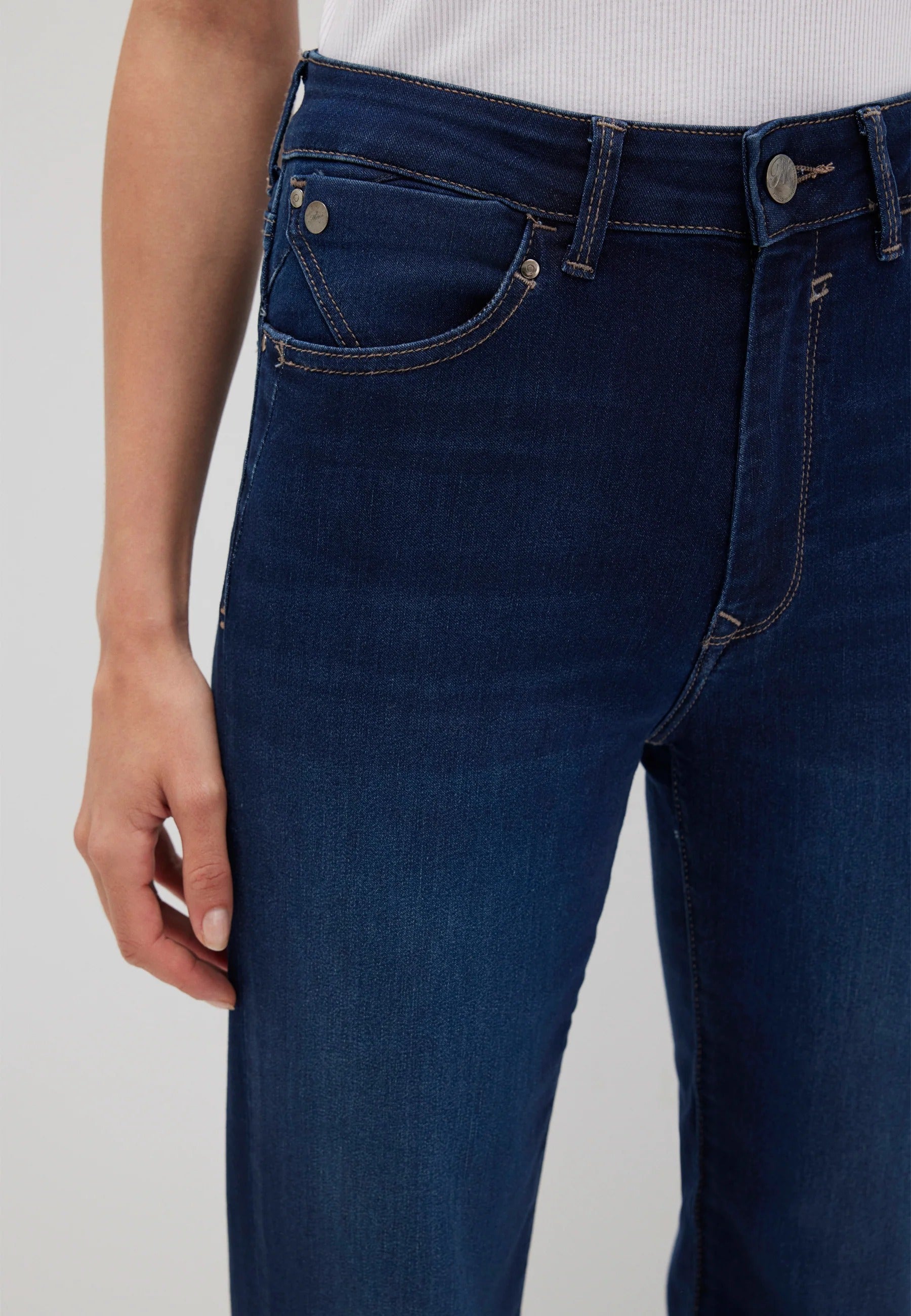 Kendra in jeans Deep Uptown Str Mavi