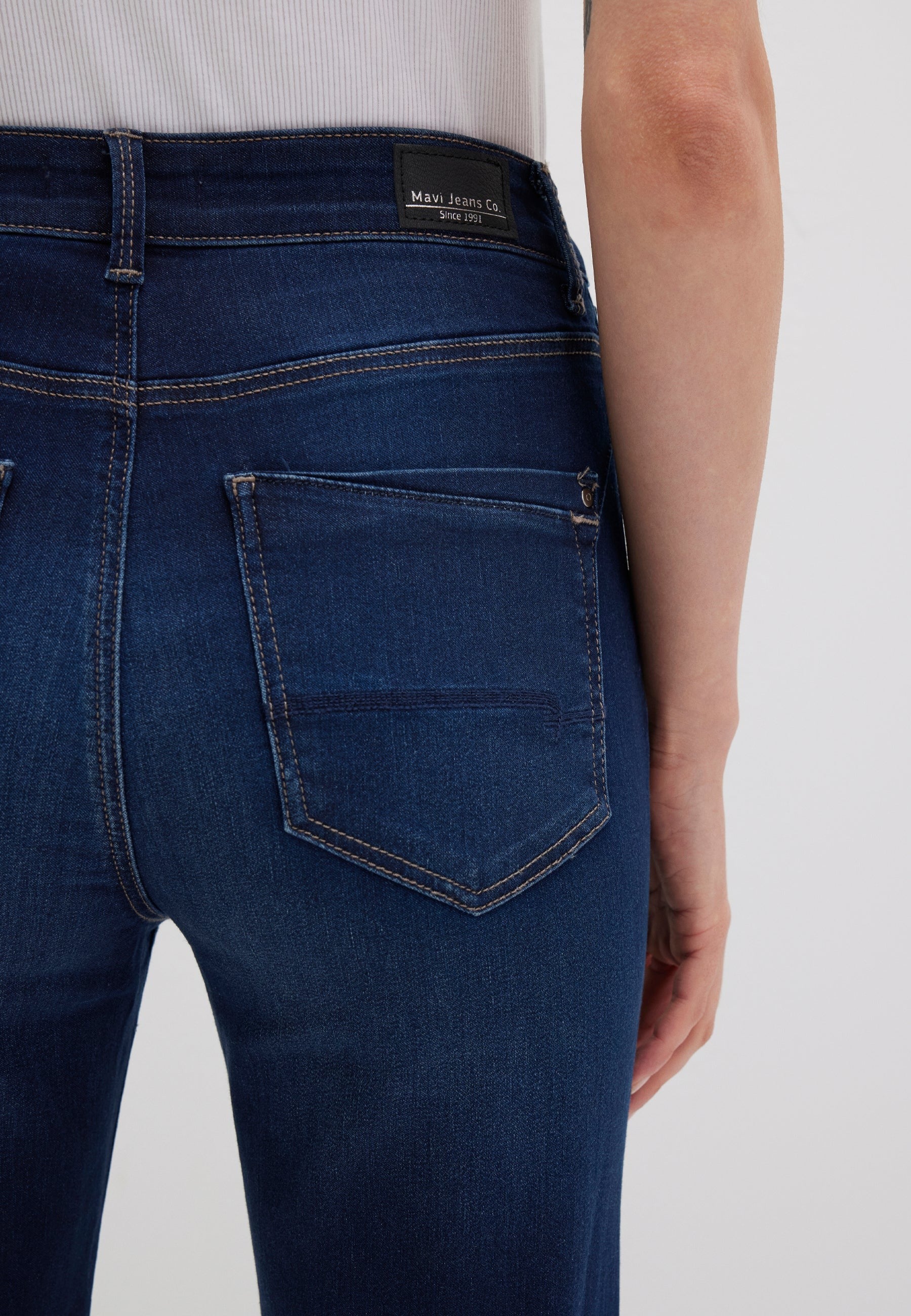 Kendra in jeans Deep Uptown Str Mavi