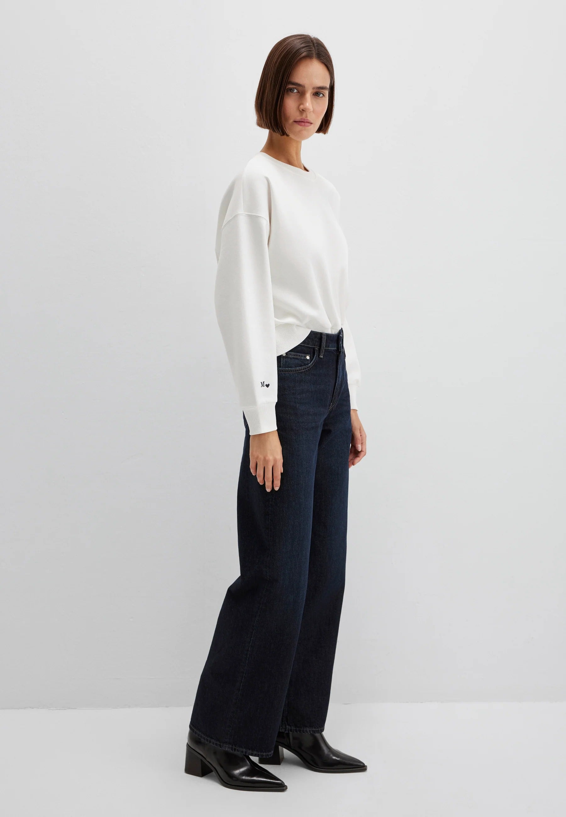 Felpa girocollo in bianco antico