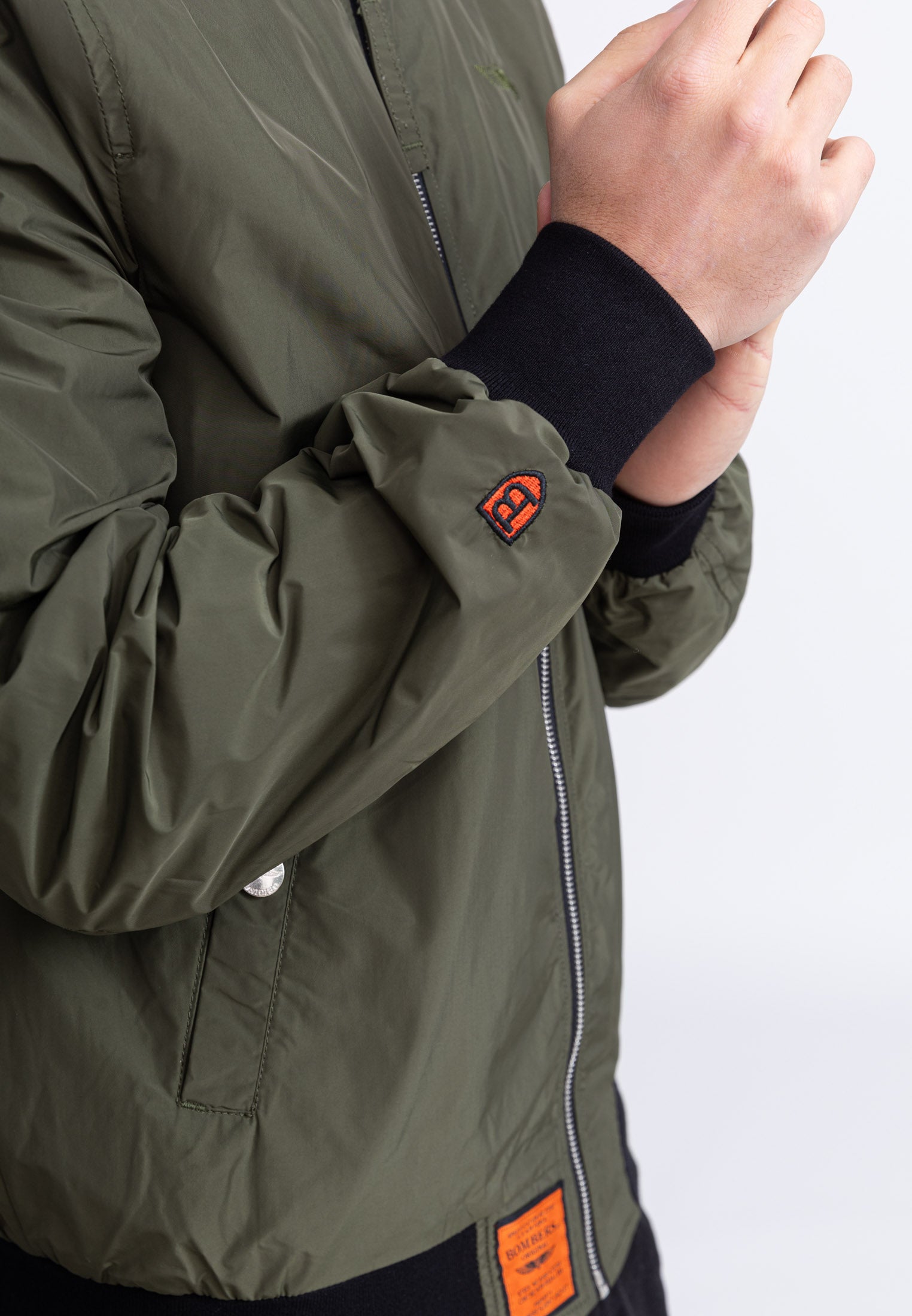 MA1 M bomber in kaki Giacche Bombers Original