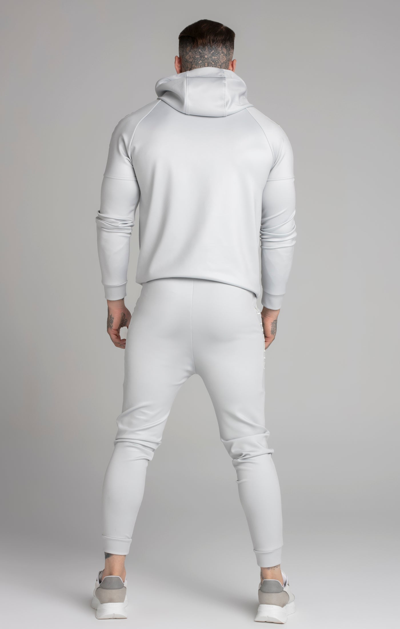 Pantalone con pannello ricamato in grigio Pantaloni SikSilk