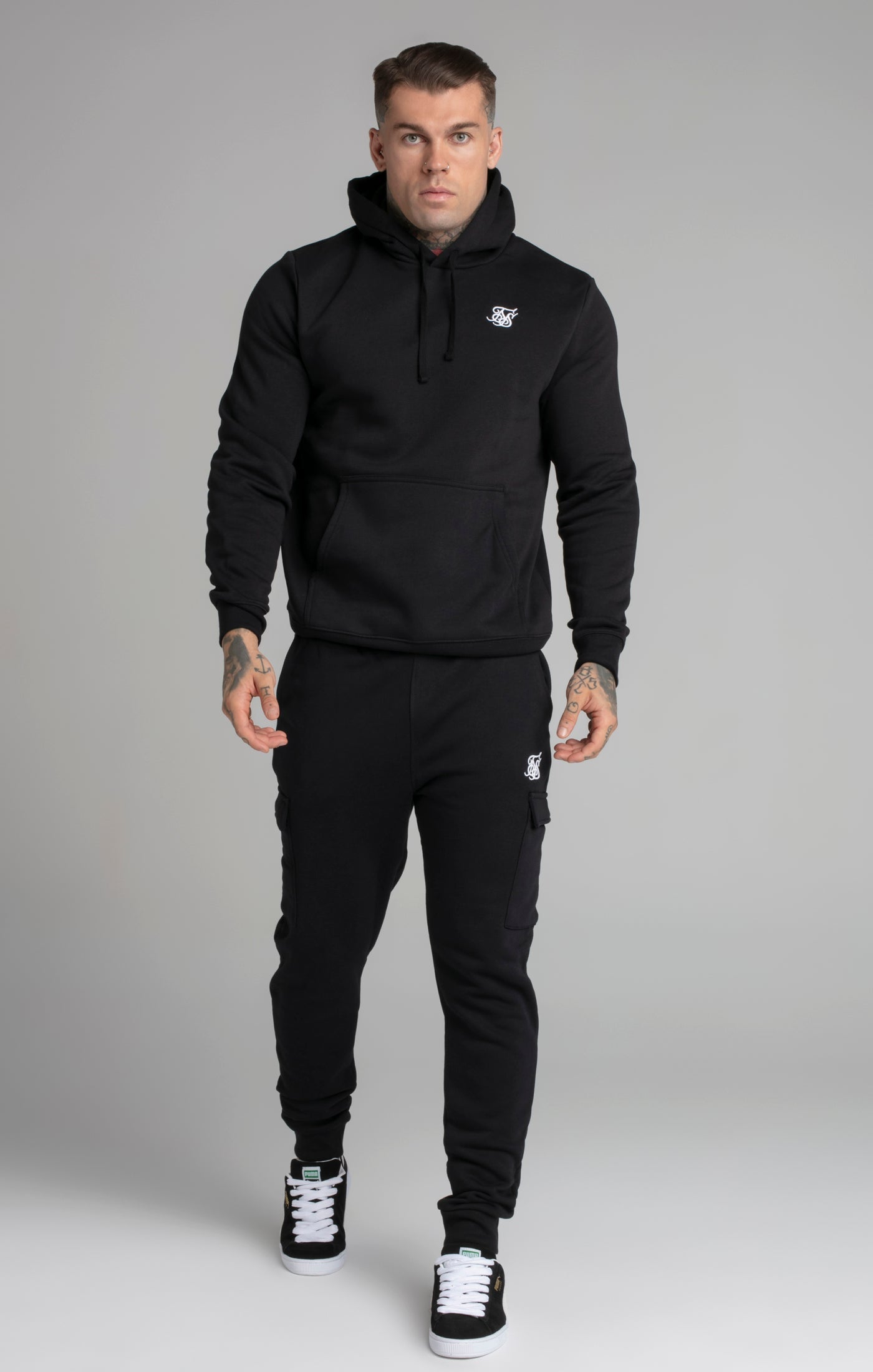 Felpa con cappuccio Essential Overhead in nero SikSilk