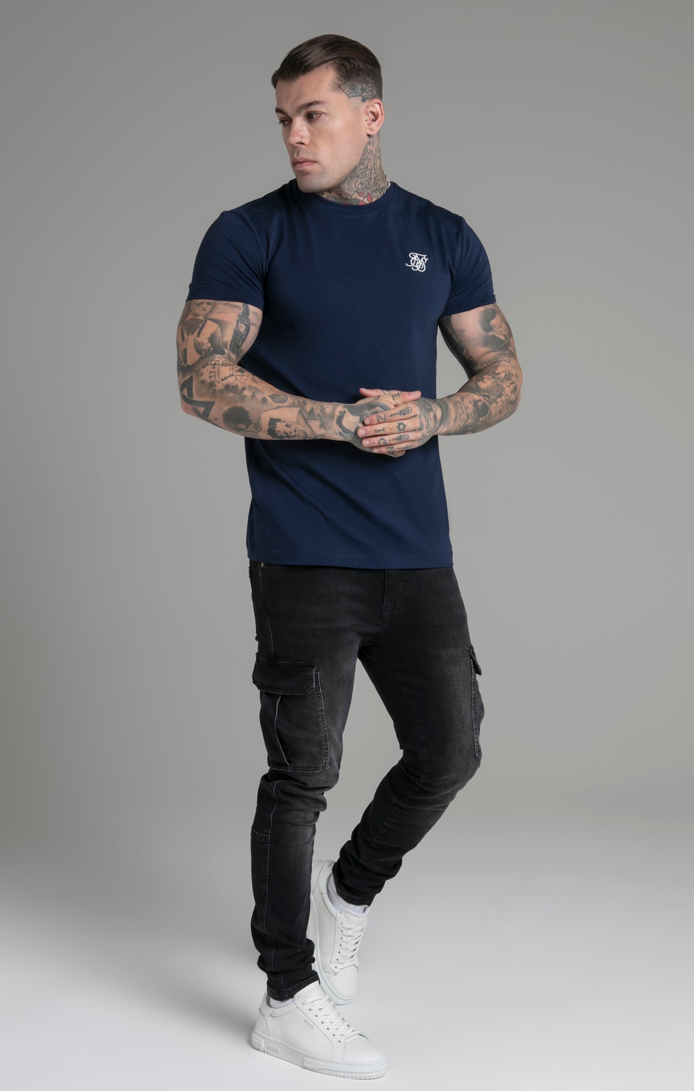 Maglietta Muscle Fit in Navy T-Shirt SikSilk