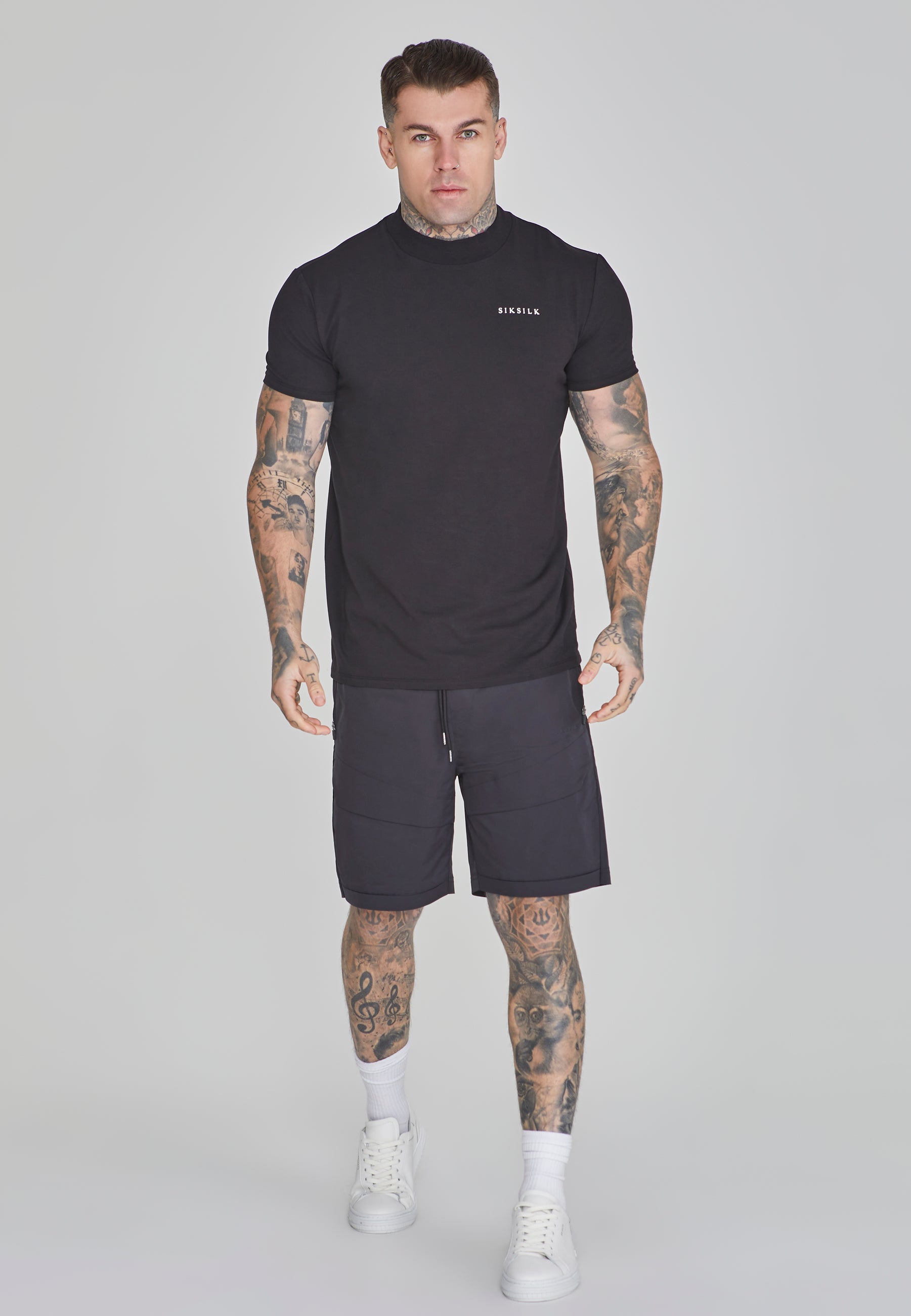 Maglietta Muscle Fit in nero Magliette SikSilk
