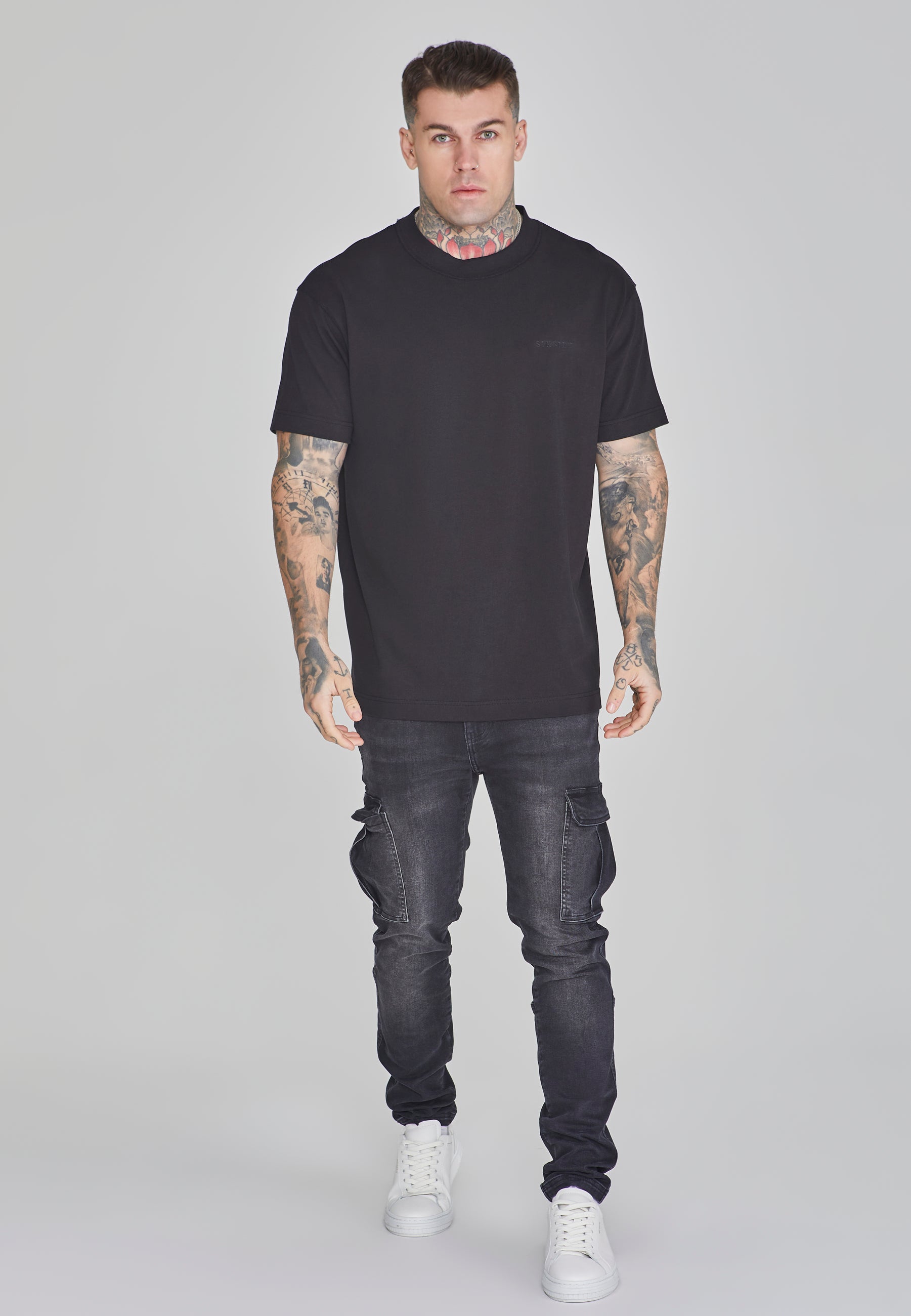 Maglietta oversize in nero Magliette SikSilk