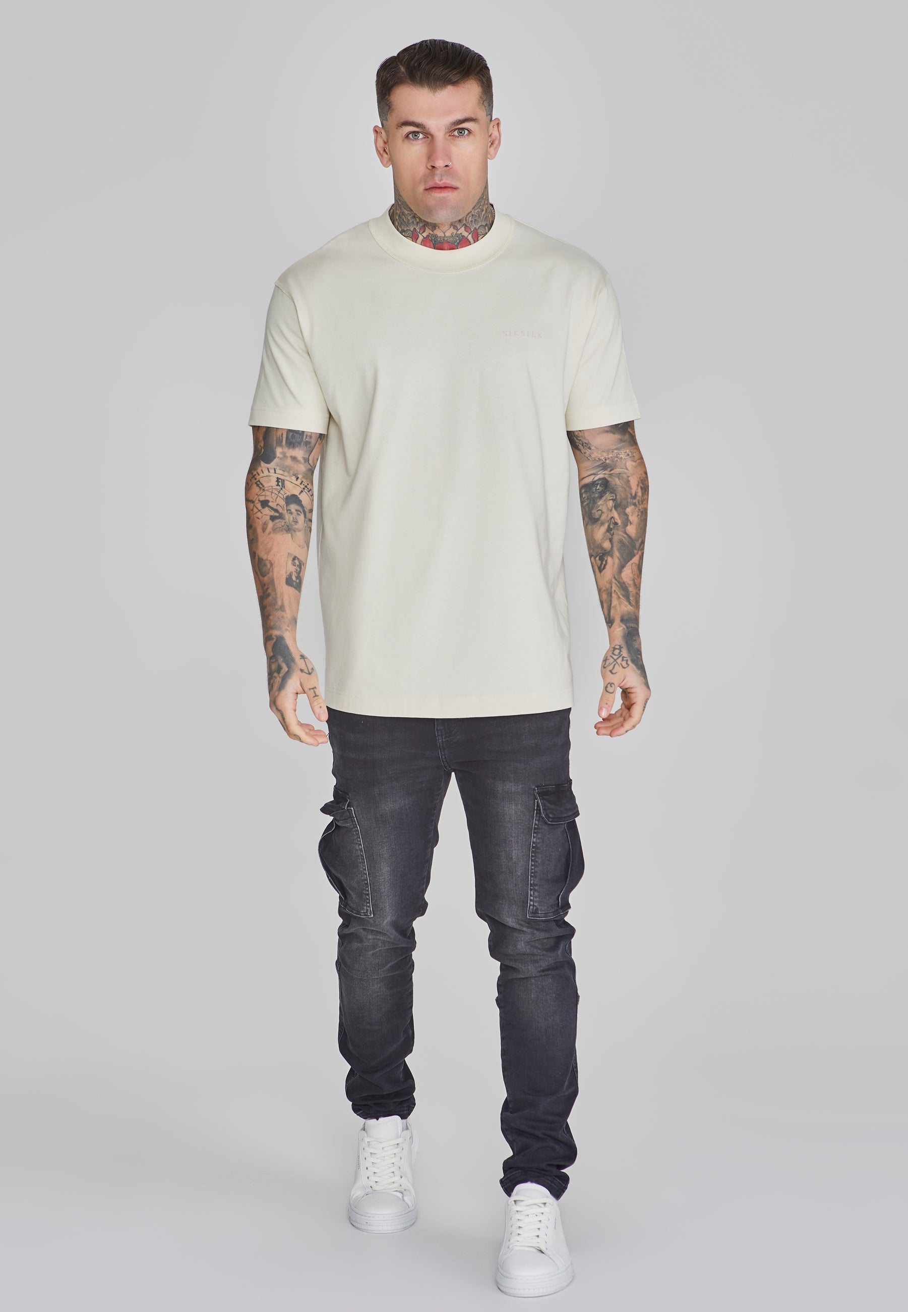 T-shirt oversize in beige T-shirt SikSilk