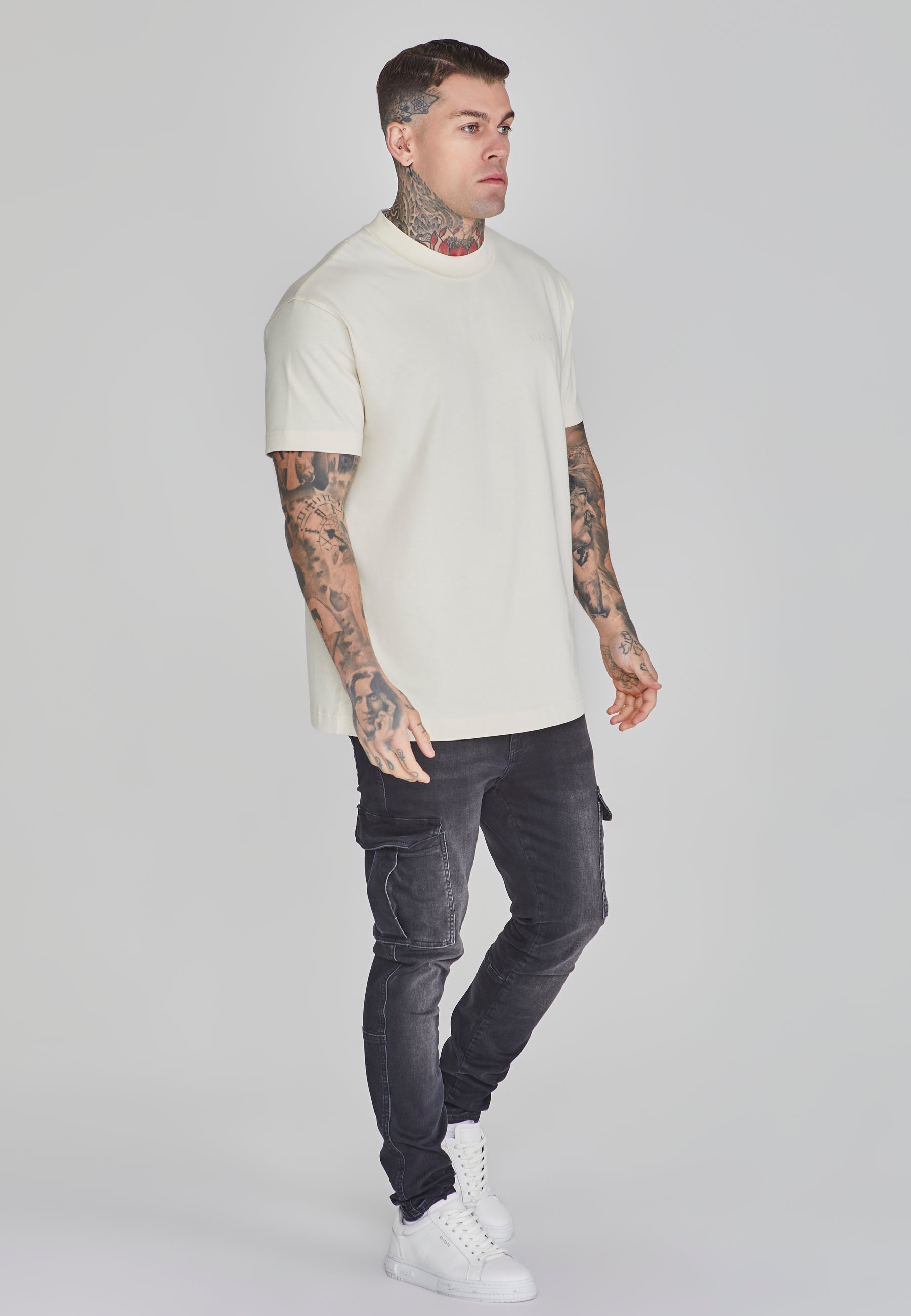 T-shirt oversize in beige T-shirt SikSilk