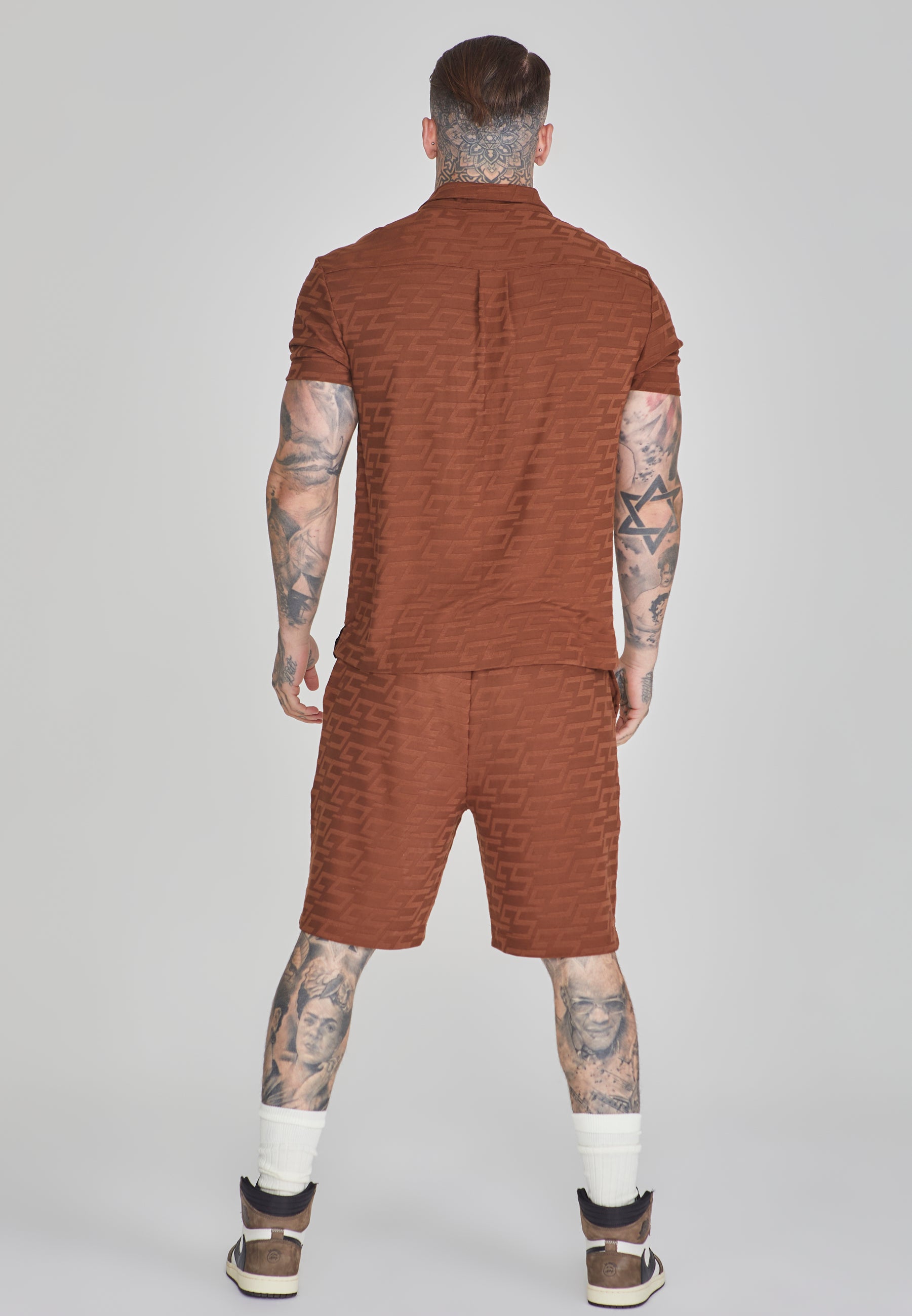 Pantaloncini in spugna in marrone SikSilk