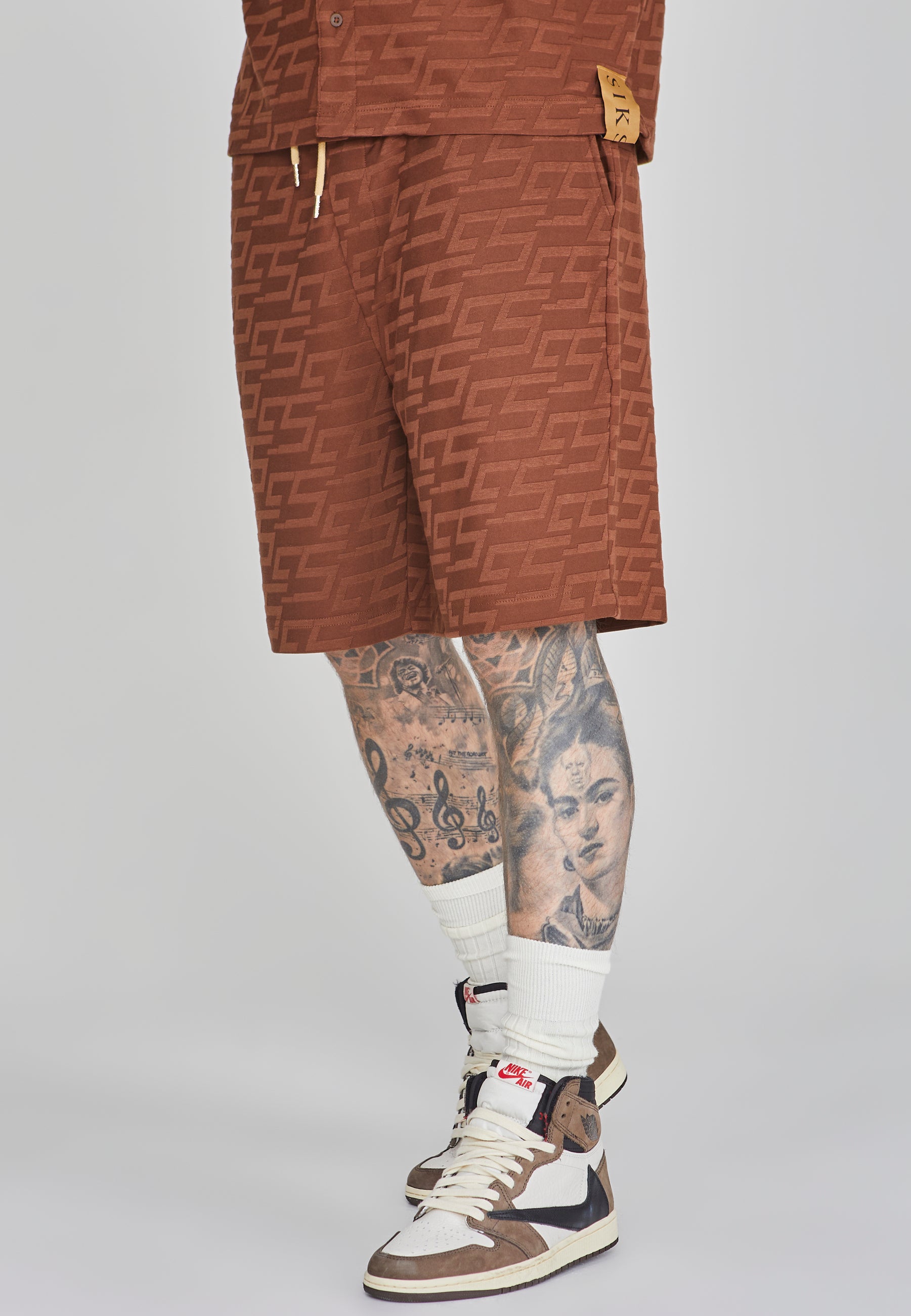 Pantaloncini in spugna in marrone SikSilk