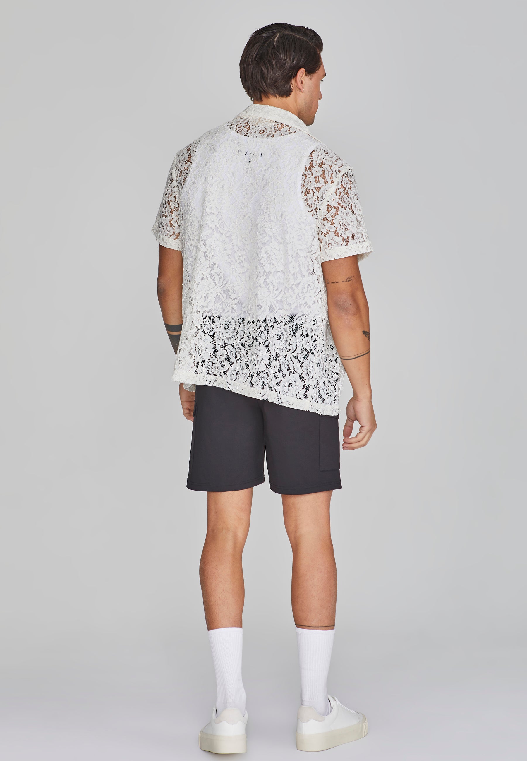 Pantaloncini Cargo in nero SikSilk